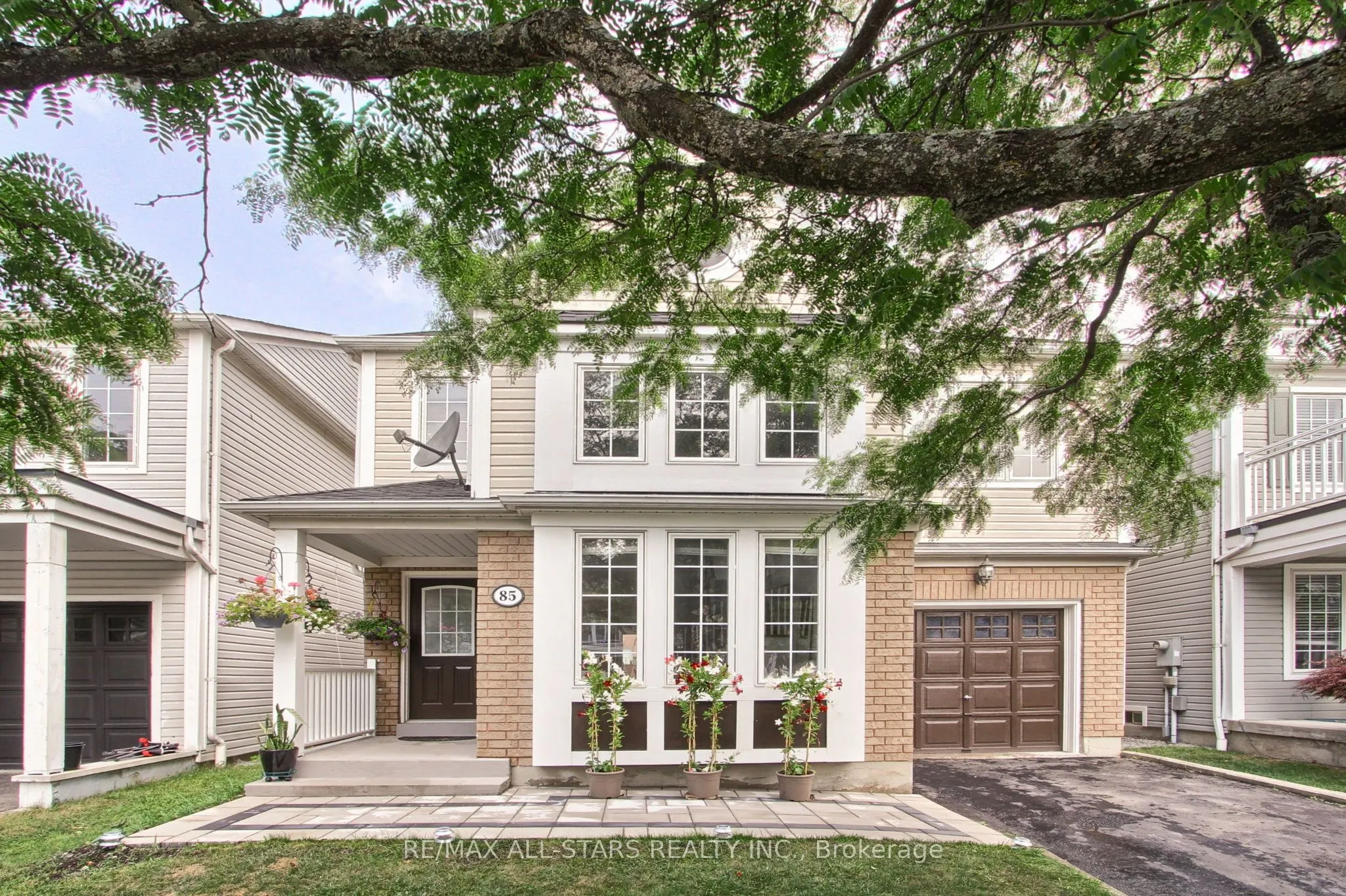 85 Handley Crescent