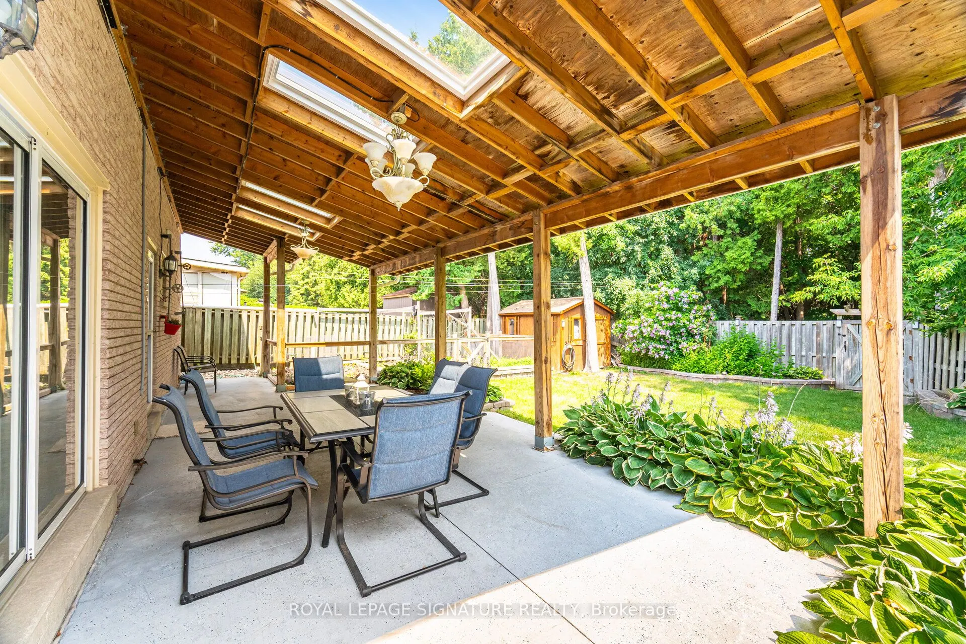574 Antigua Crescent