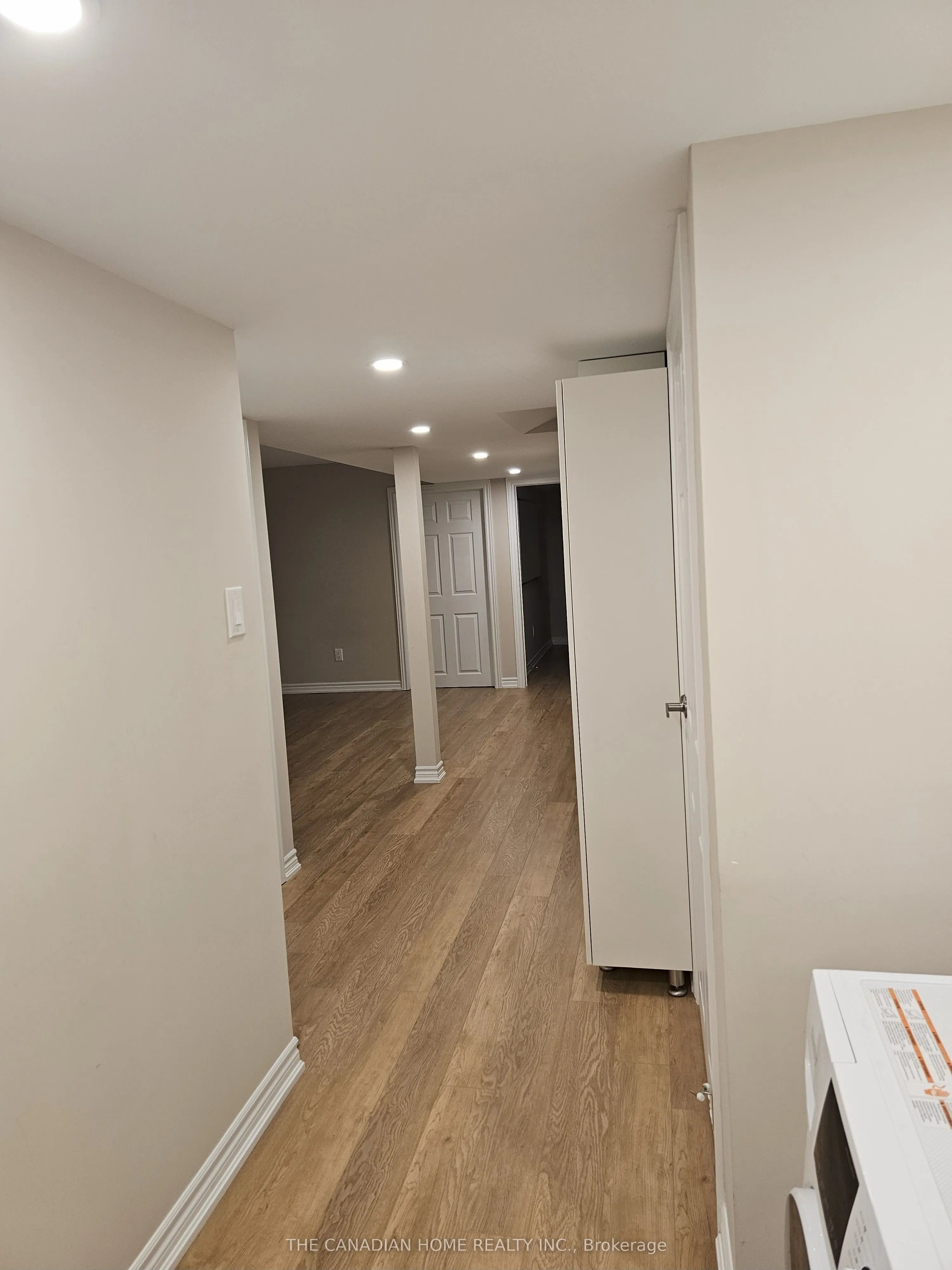 28 Whitefoot Crescent, #BASEMENT