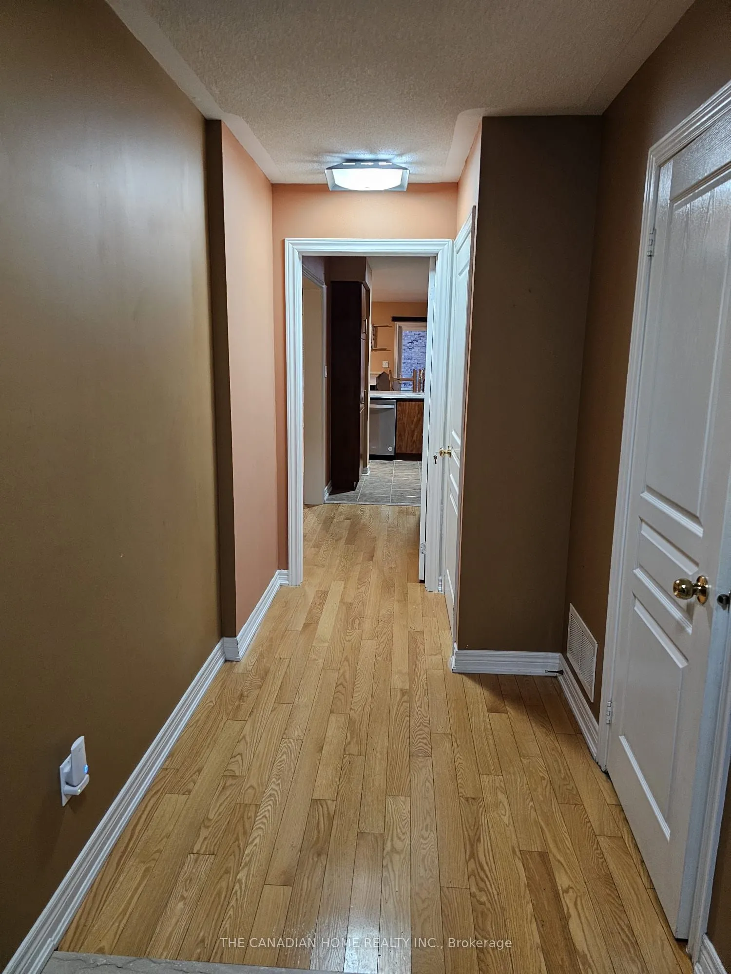 28 Whitefoot Crescent, #BASEMENT
