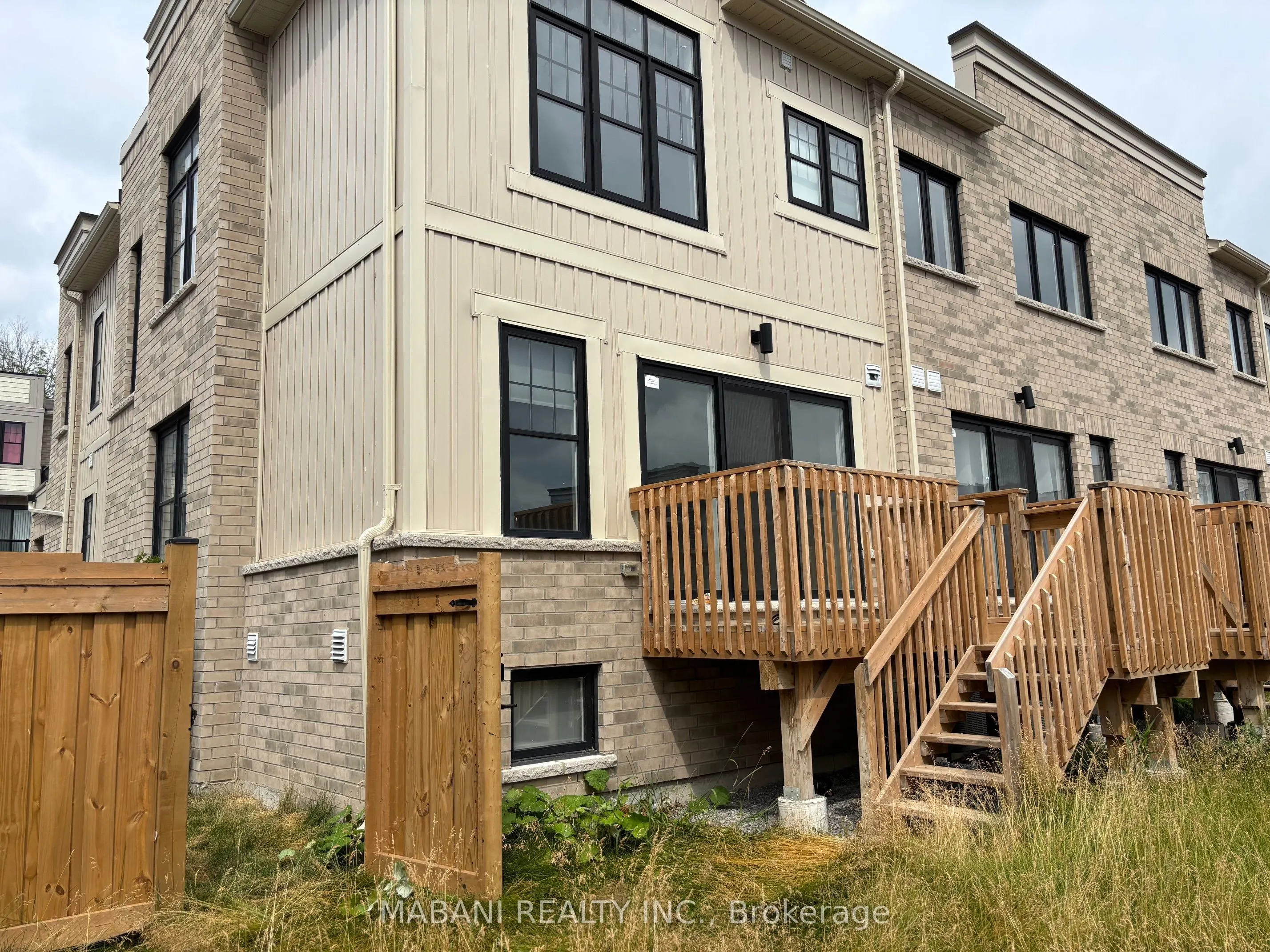 1 King George Way