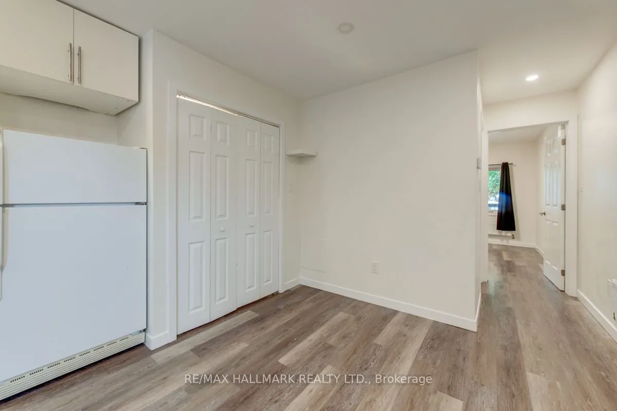 233 Kingston Road, #Main