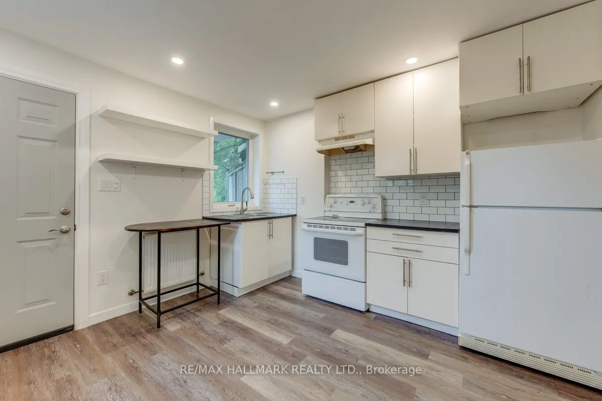 233 Kingston Road, #Main
