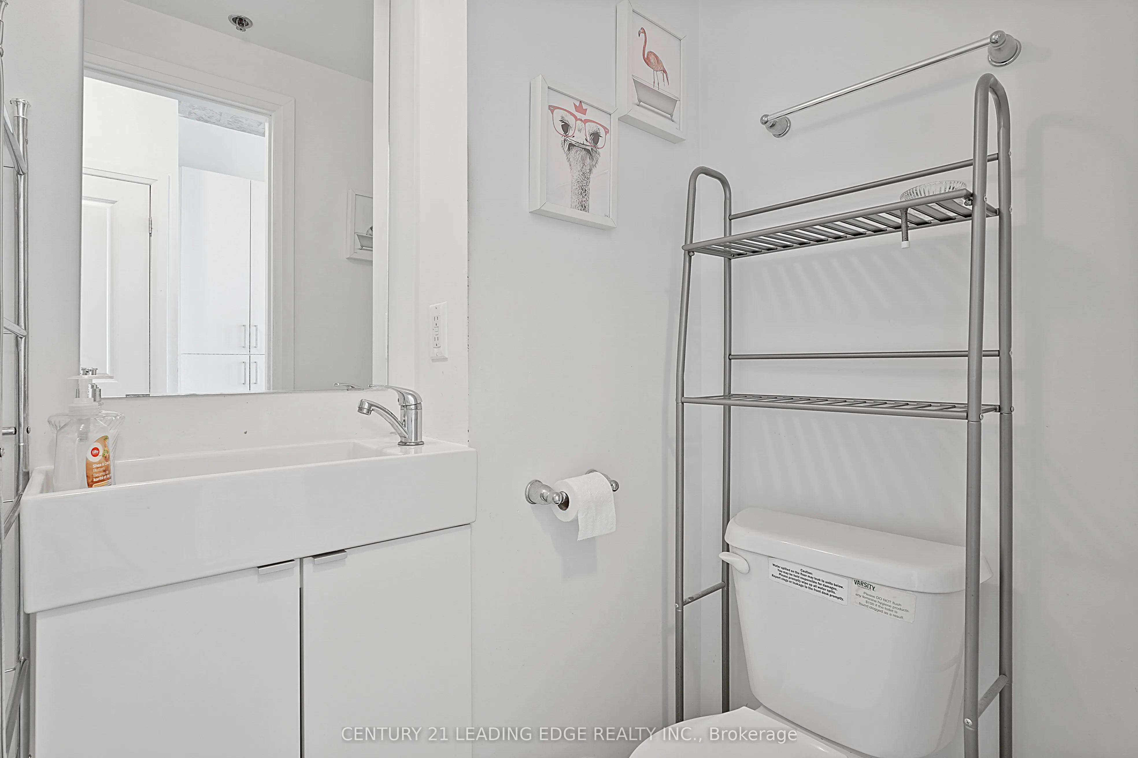 1900 Simcoe Street N, #701