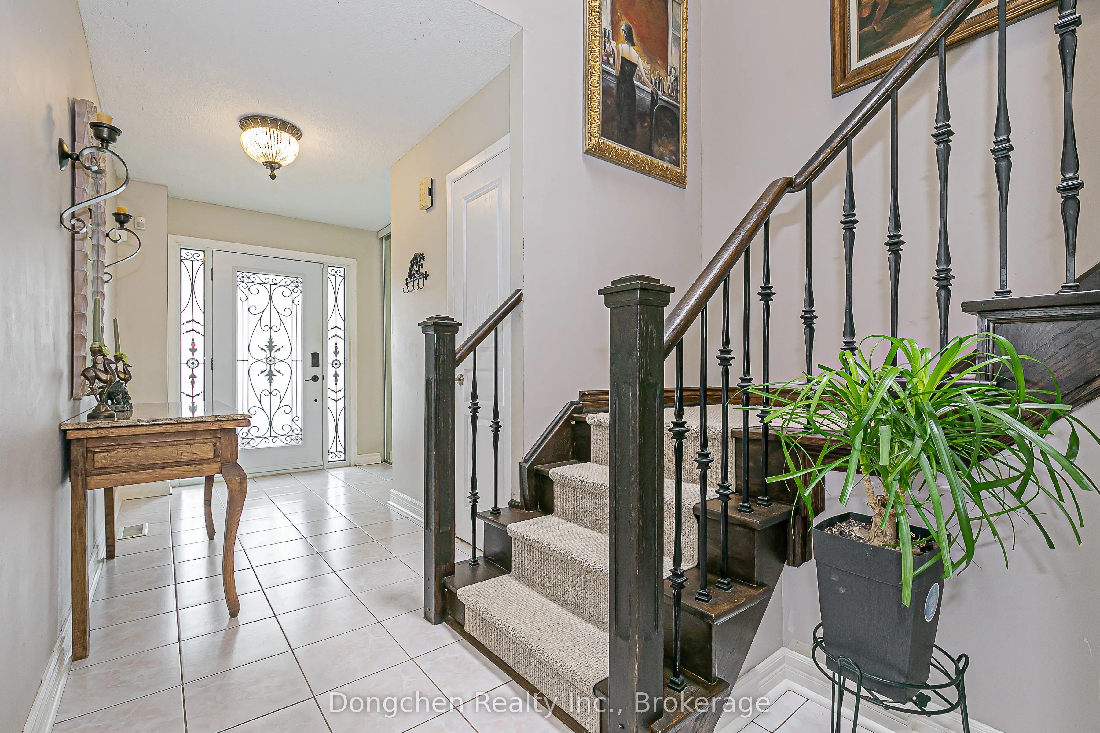 14 Carl Crescent