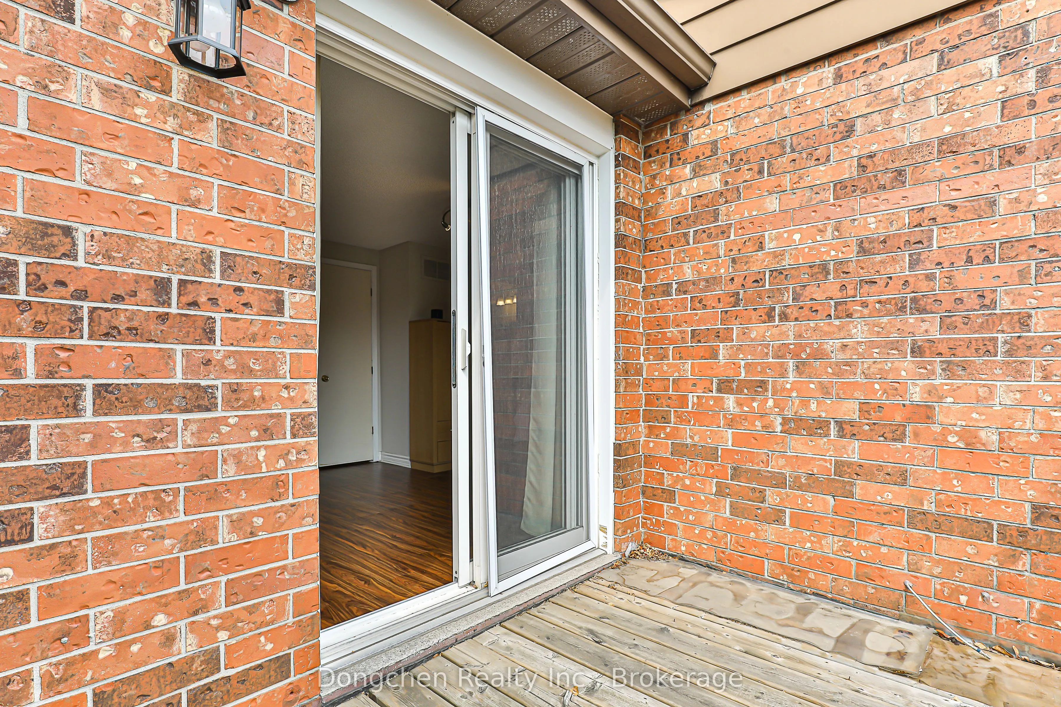 14 Carl Crescent