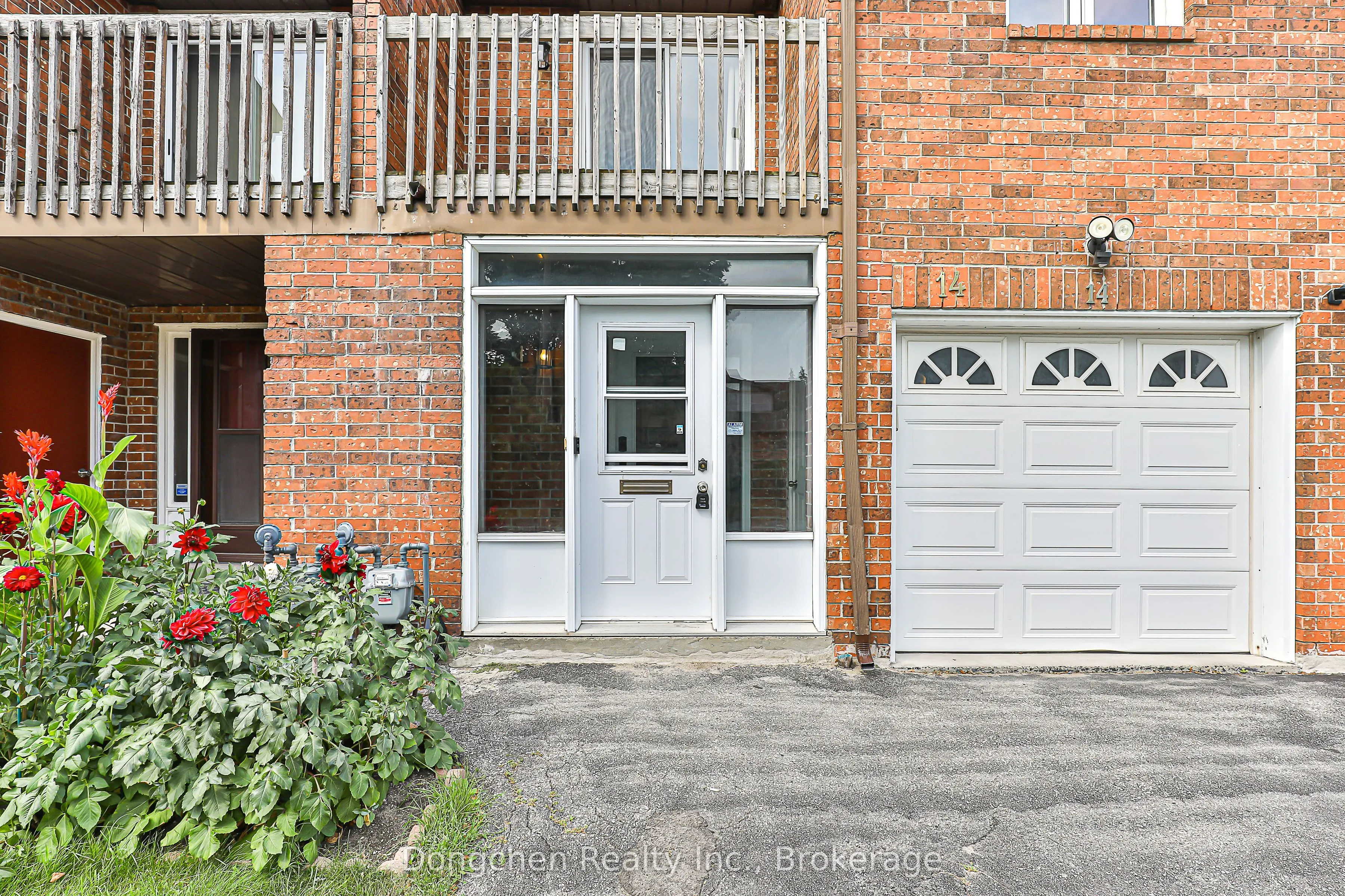 14 Carl Crescent