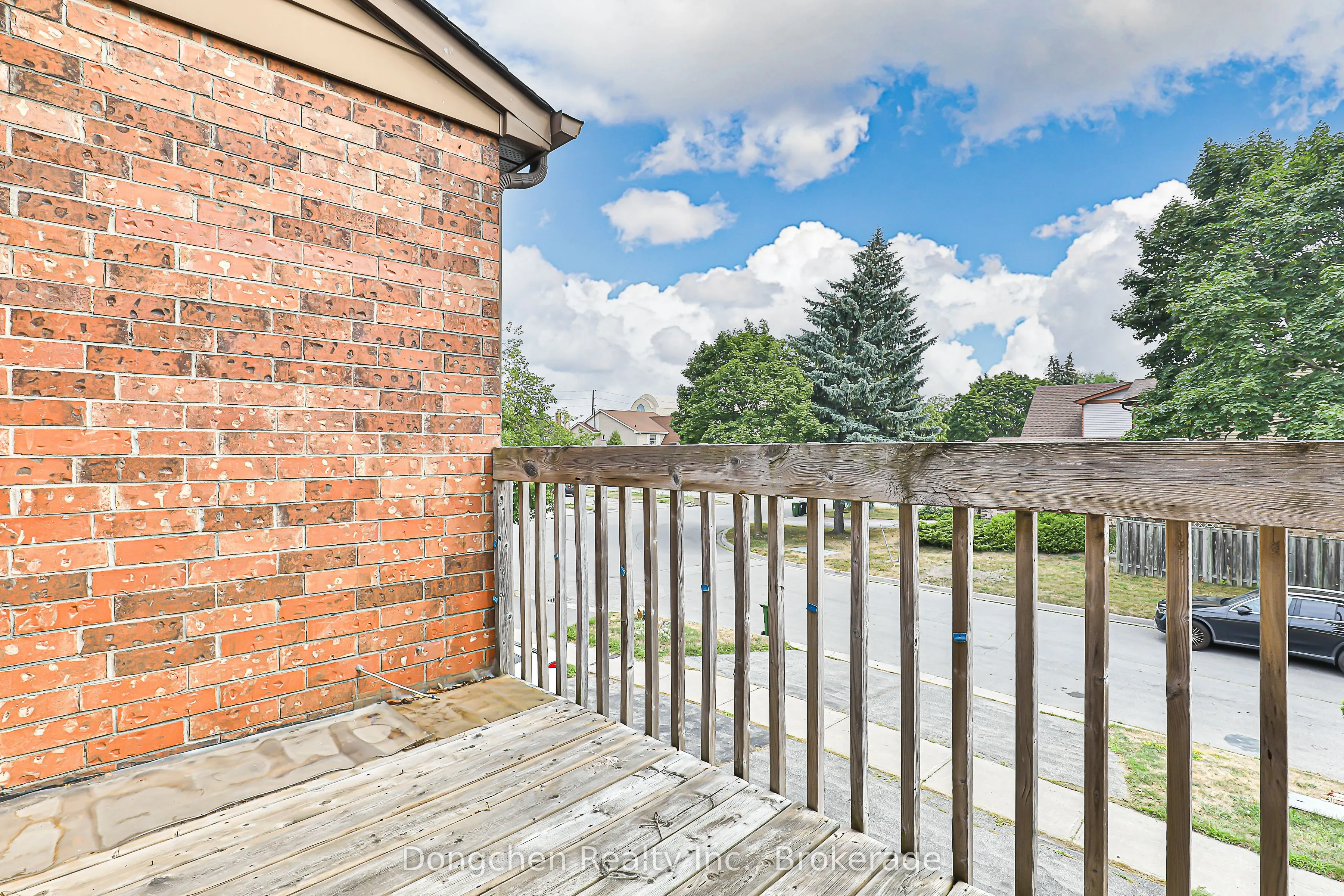 14 Carl Crescent