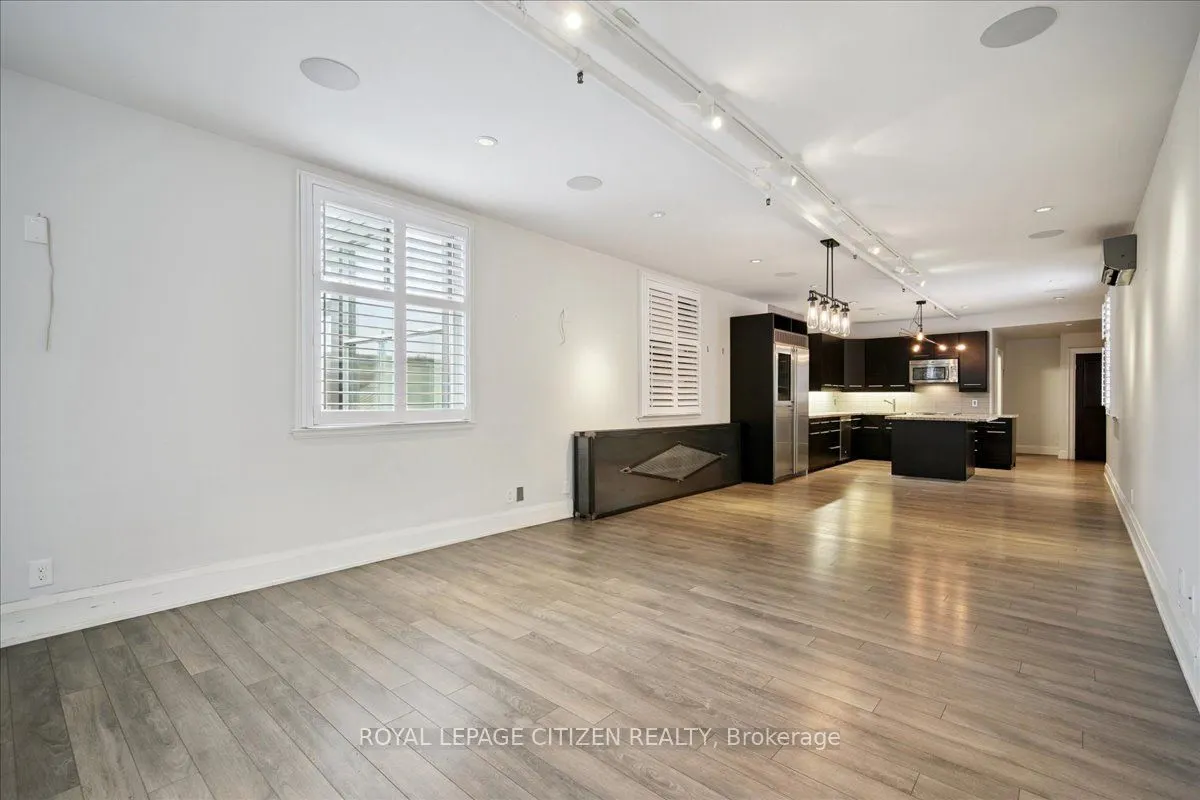 326 Carlaw Avenue, #201