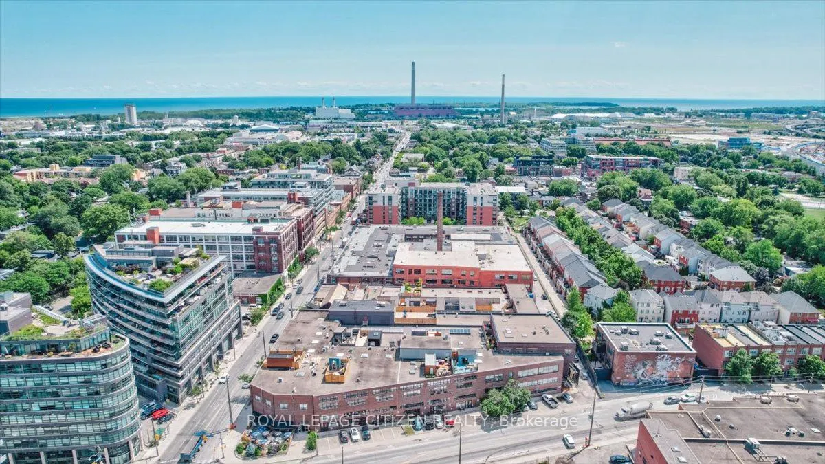 326 Carlaw Avenue, #201