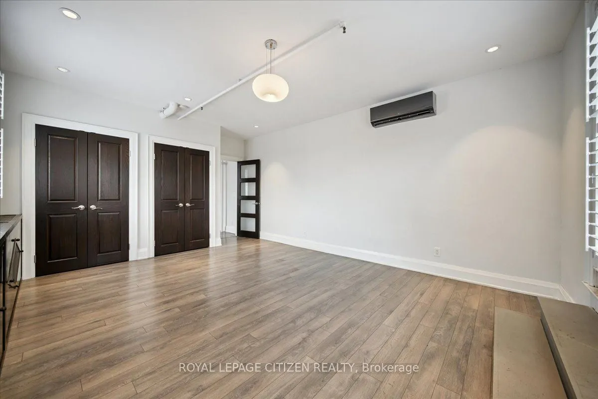 326 Carlaw Avenue, #201