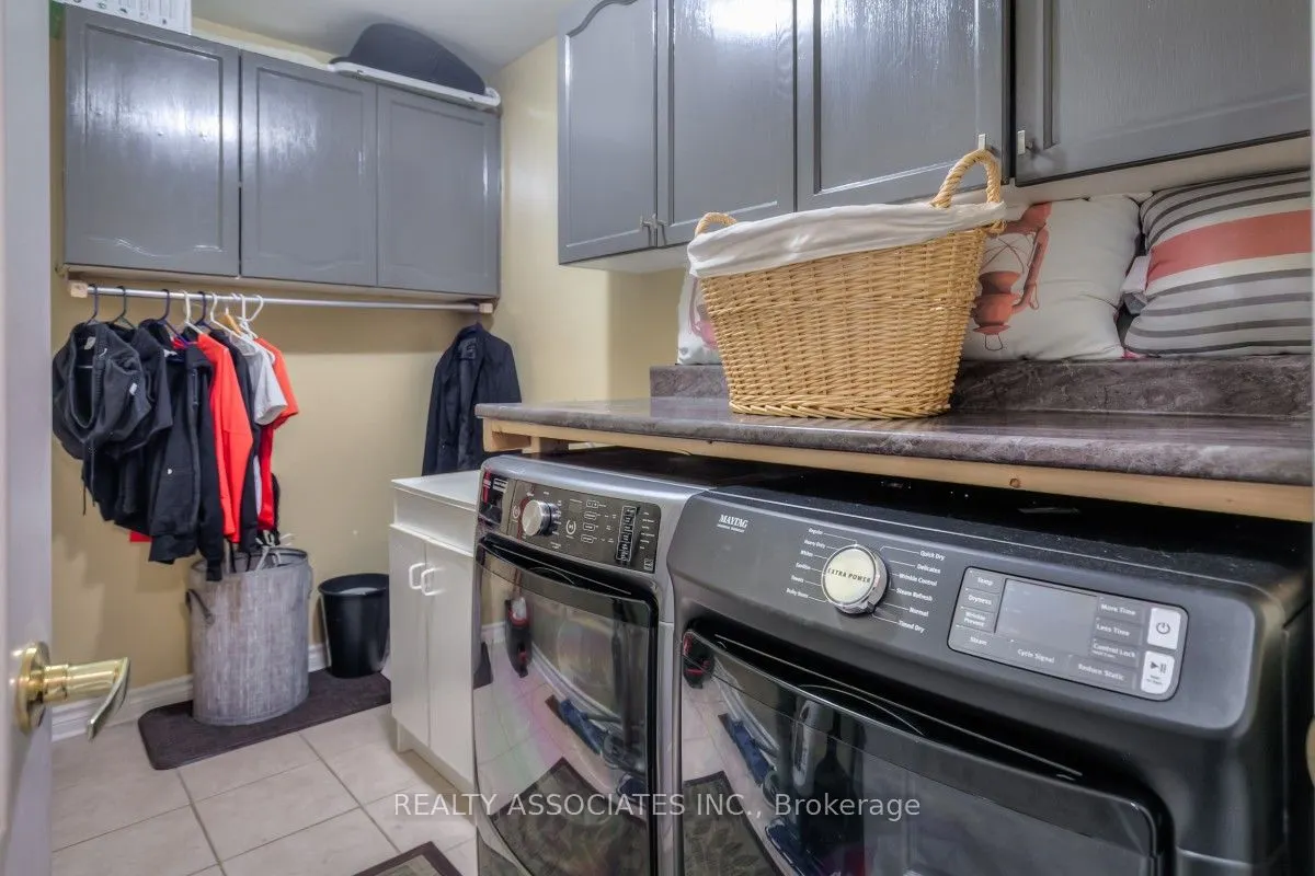 30 Catkins Crescent