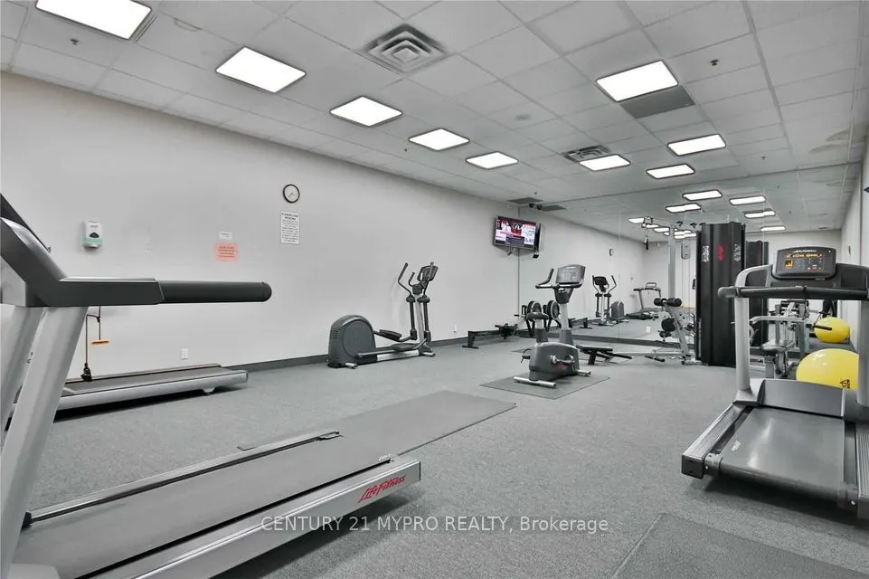 8 Lee Centre Drive, #913