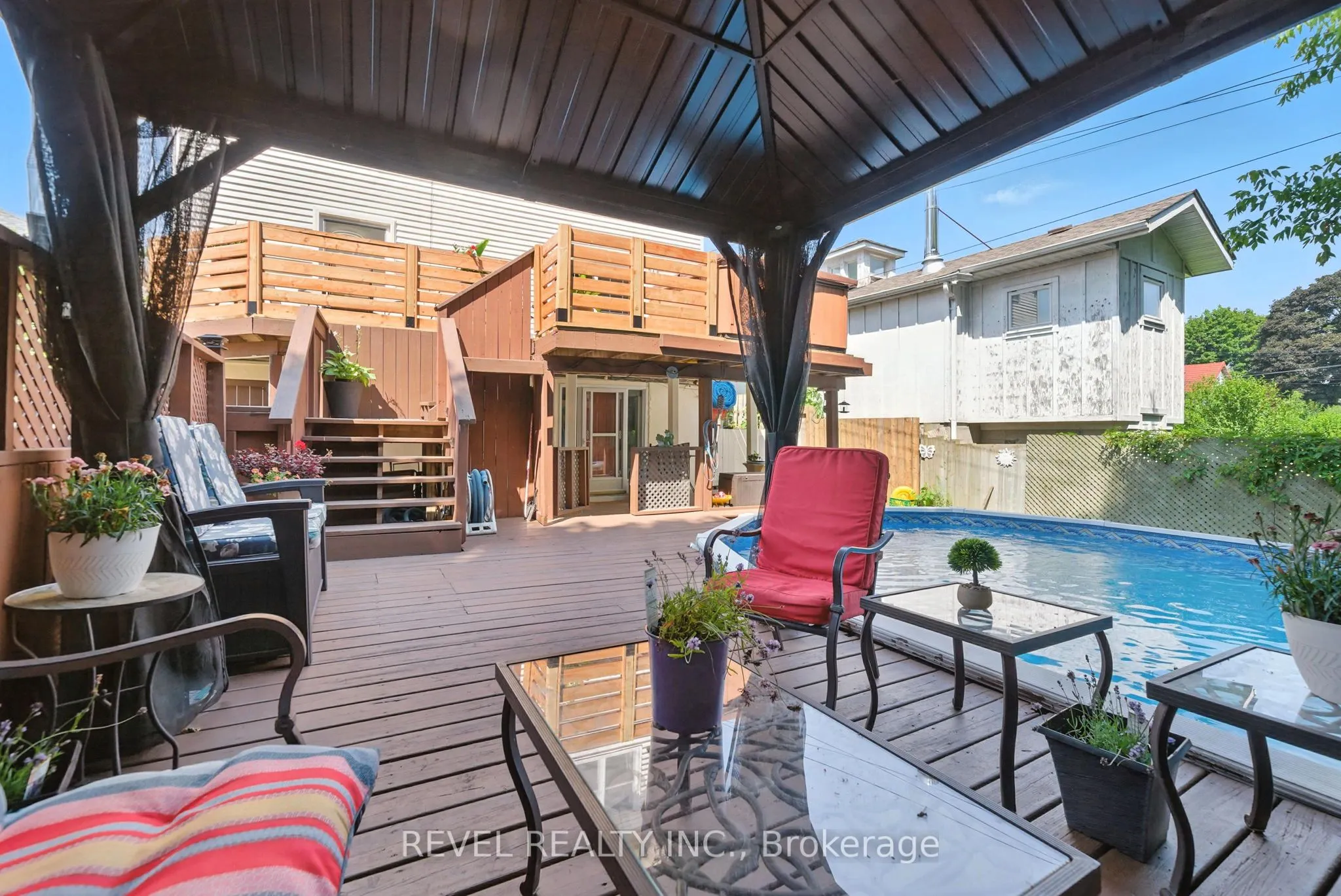 57 Rosehill Boulevard