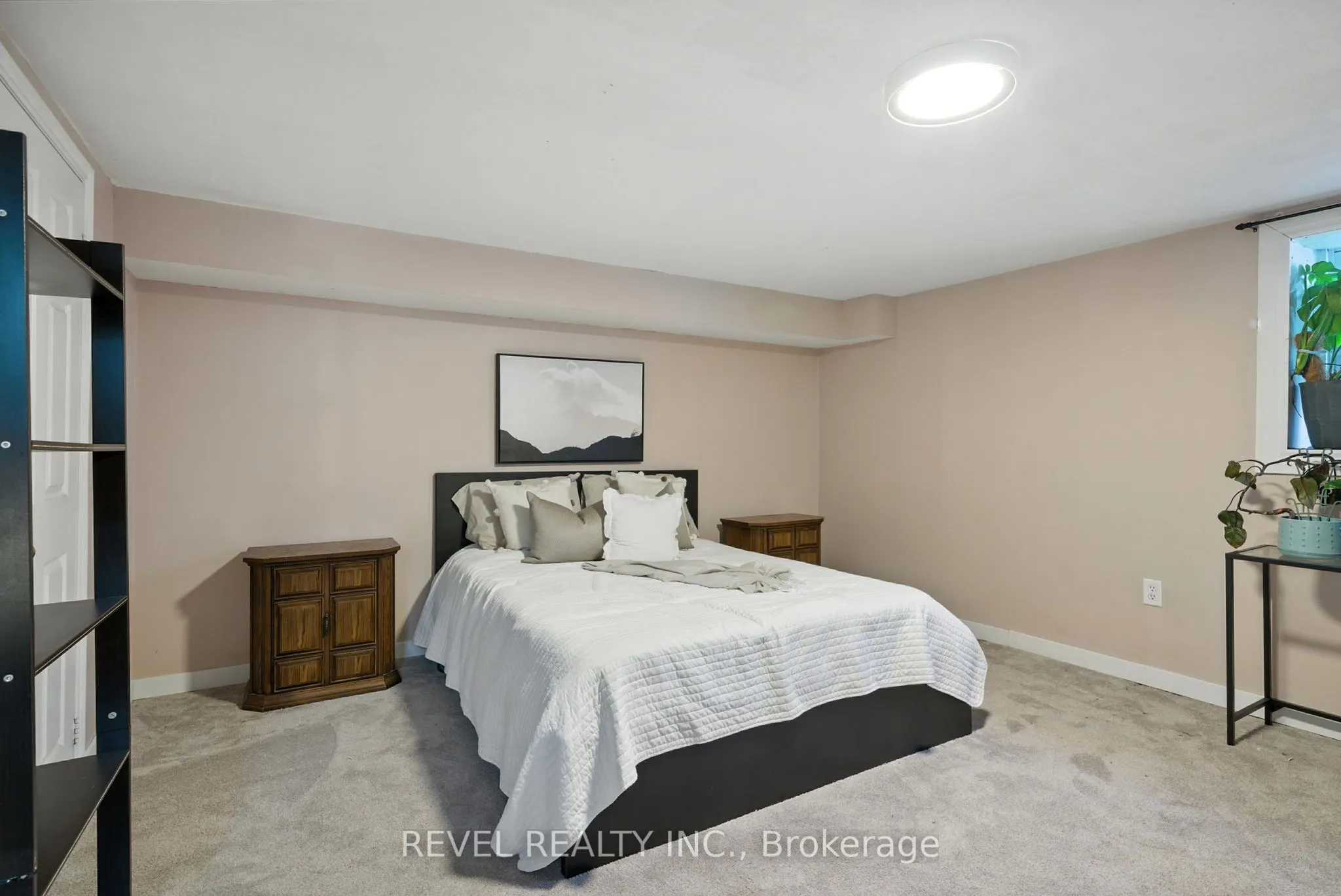 57 Rosehill Boulevard