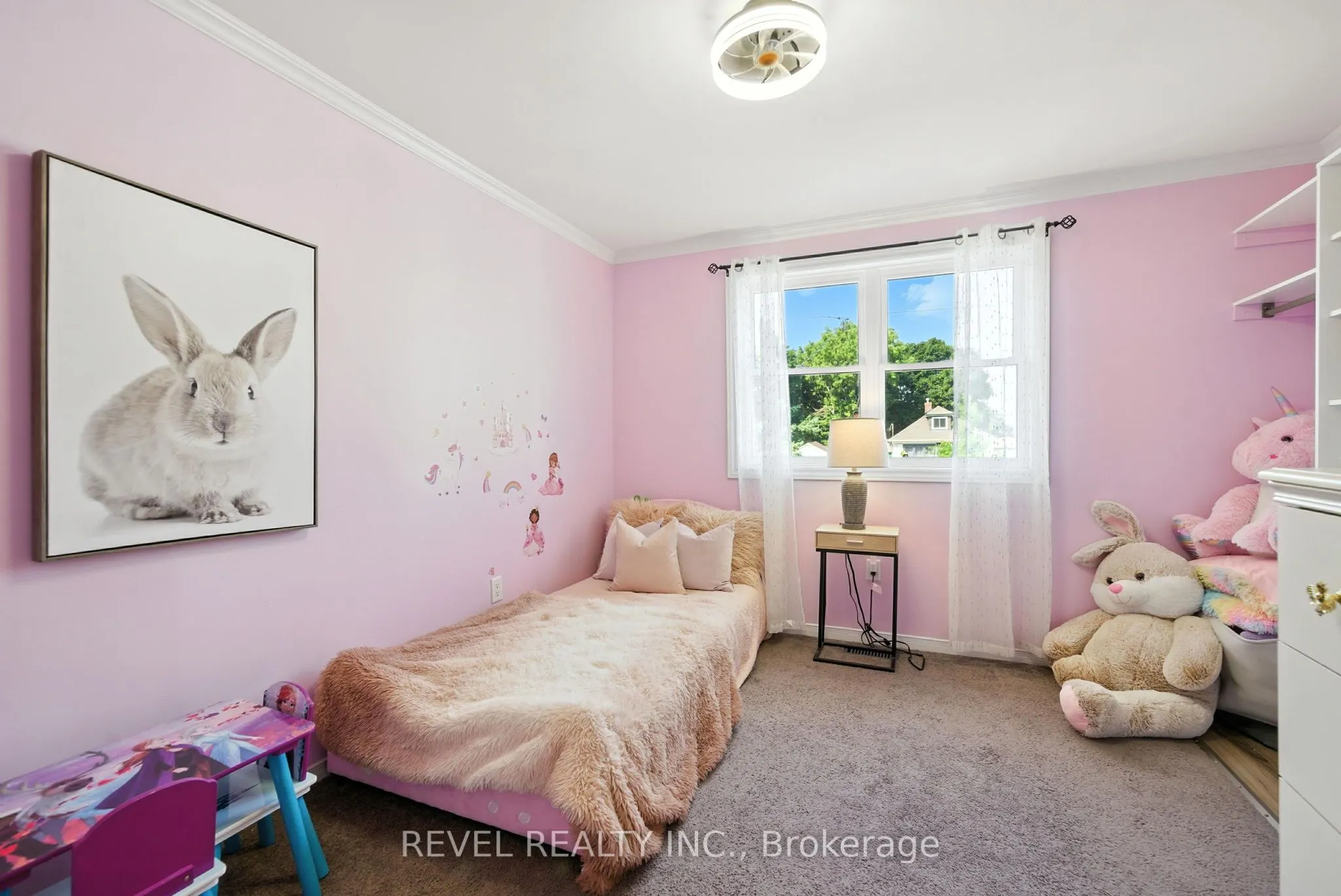 57 Rosehill Boulevard