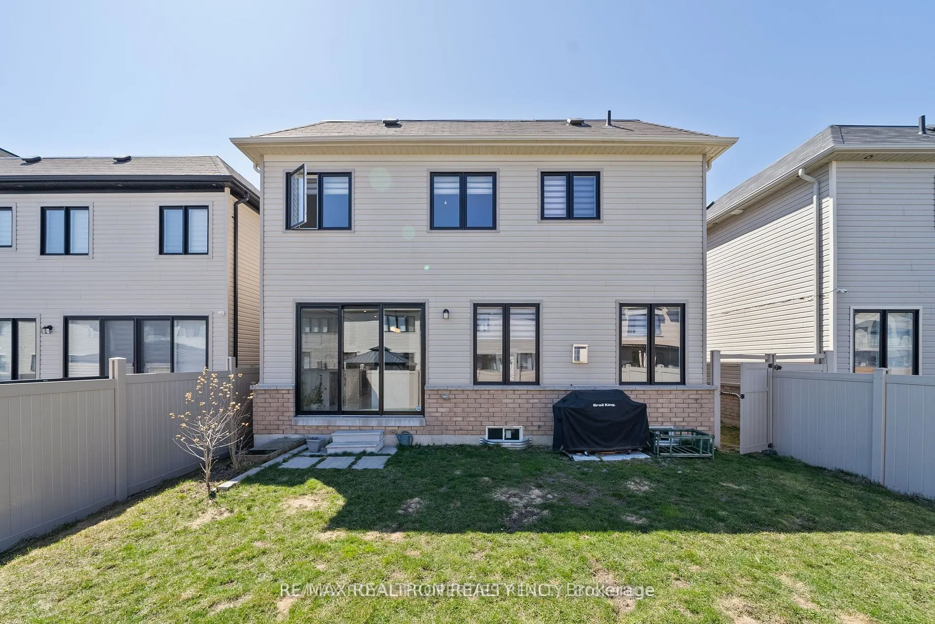 43 Clipper Lane