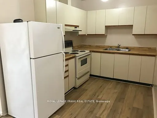 552 Dundas Street E, #204