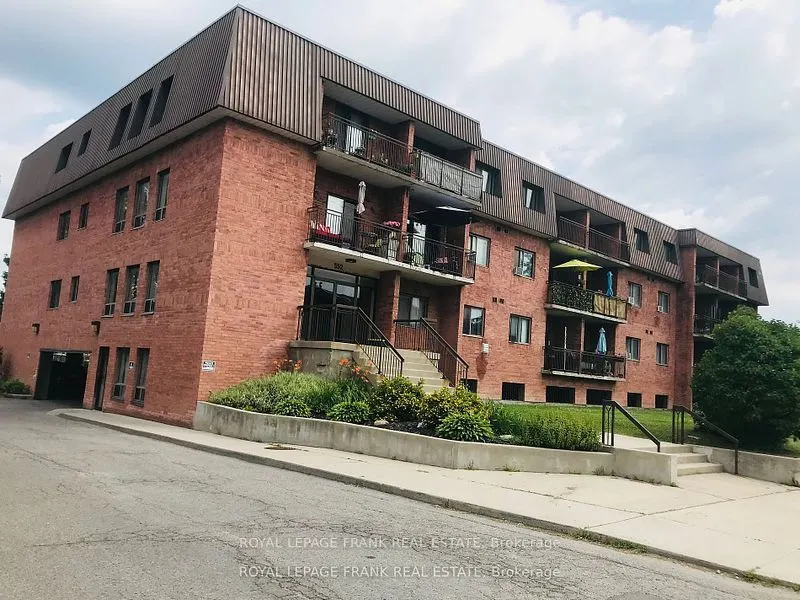 552 Dundas Street E, #204