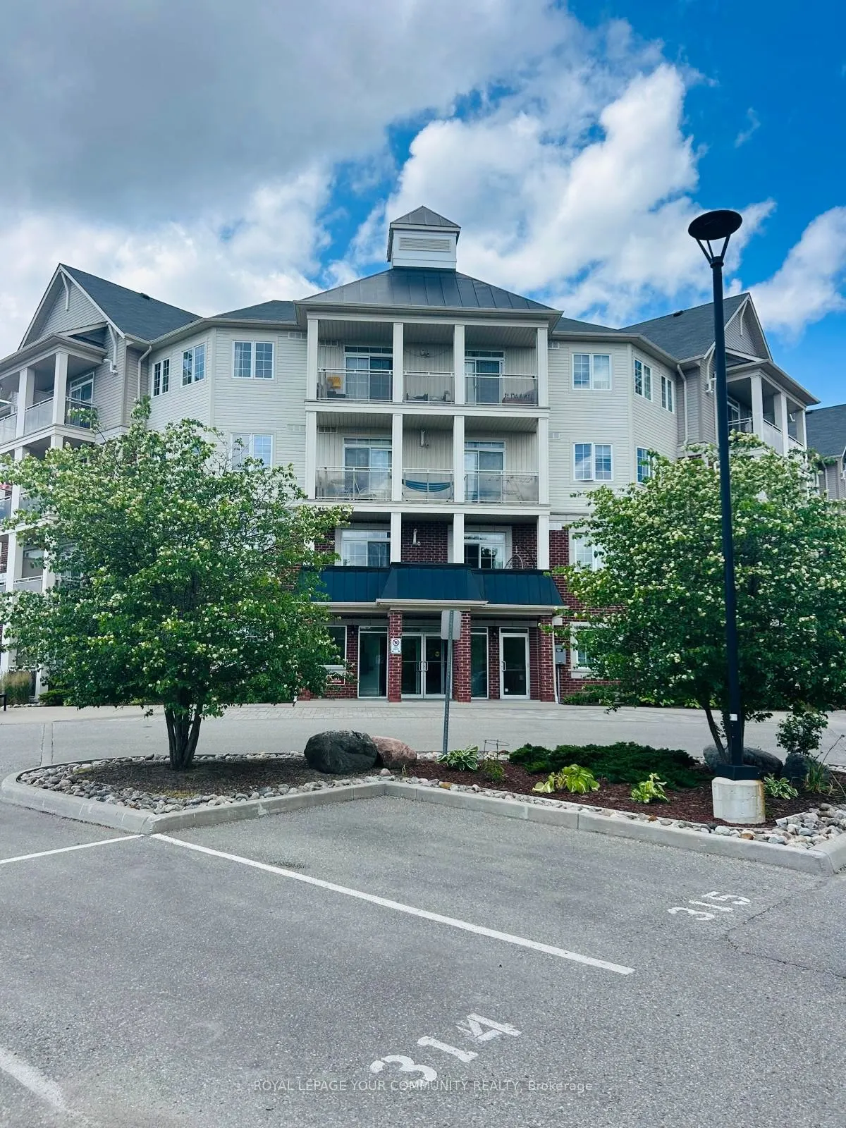 80 Aspen Springs Drive, #102