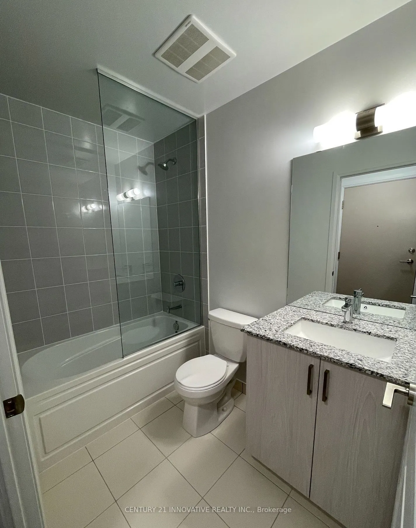 10 Meadowglen Place, #910