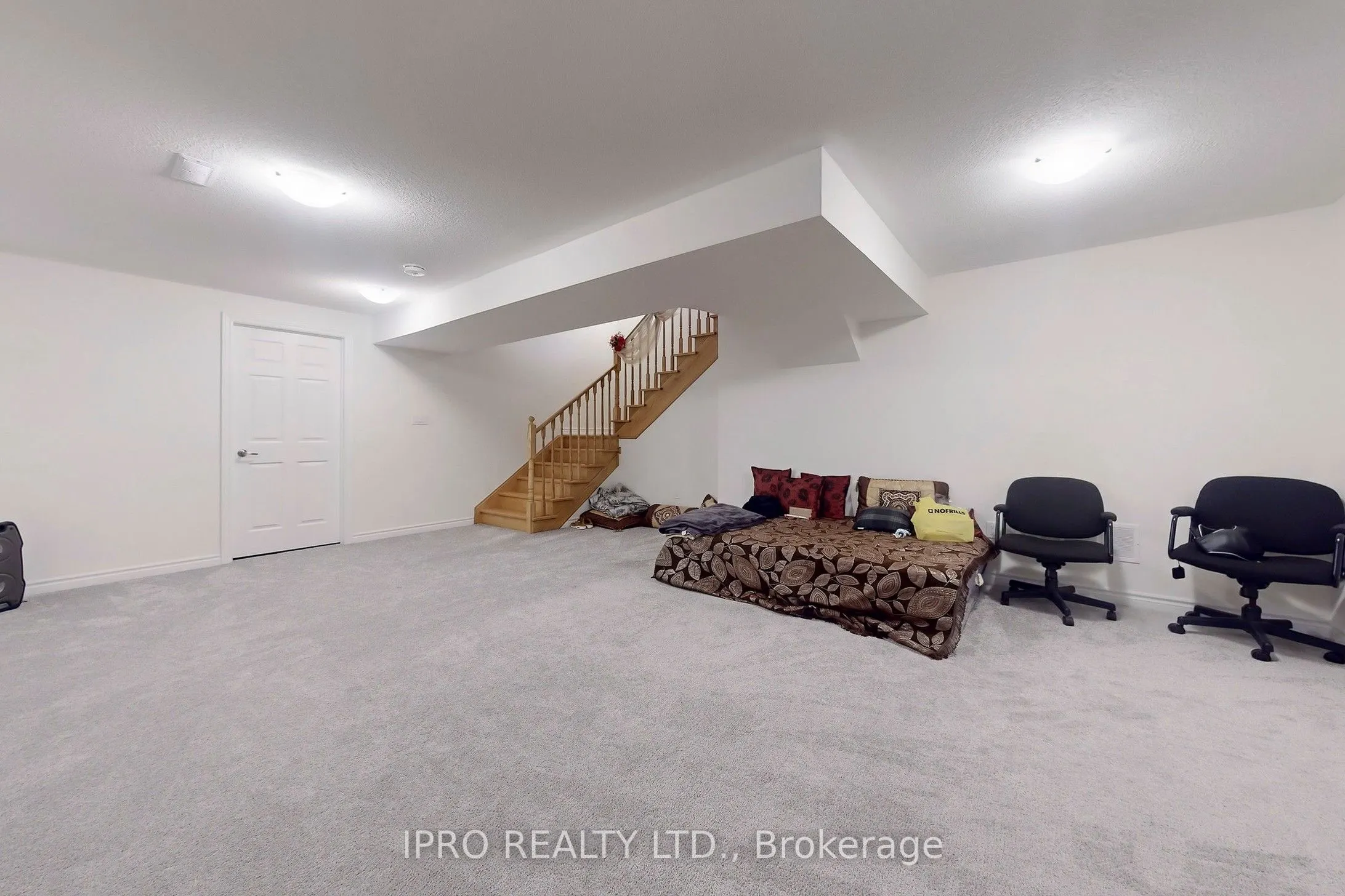 905 Rexton Drive