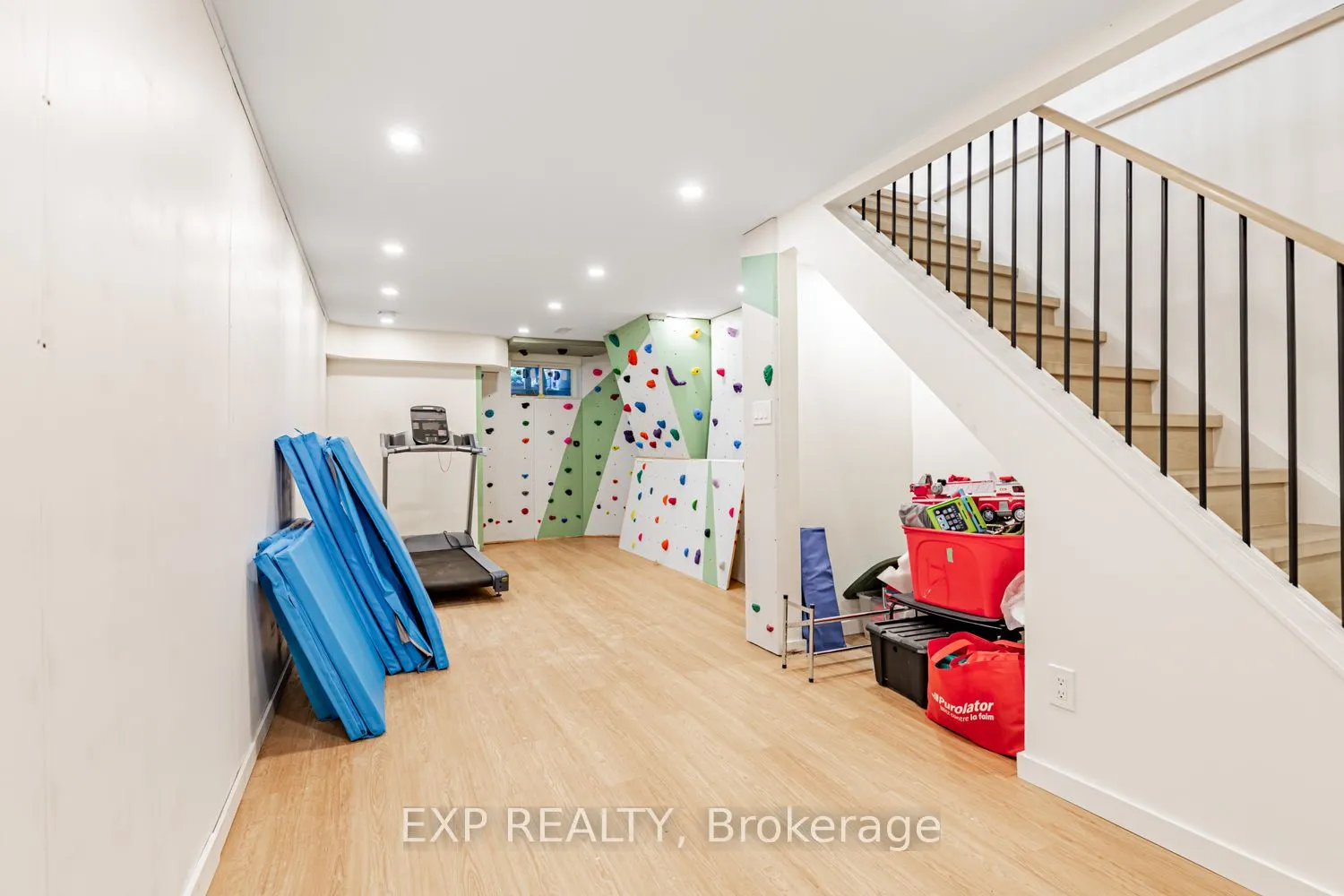 1043 Logan Avenue
