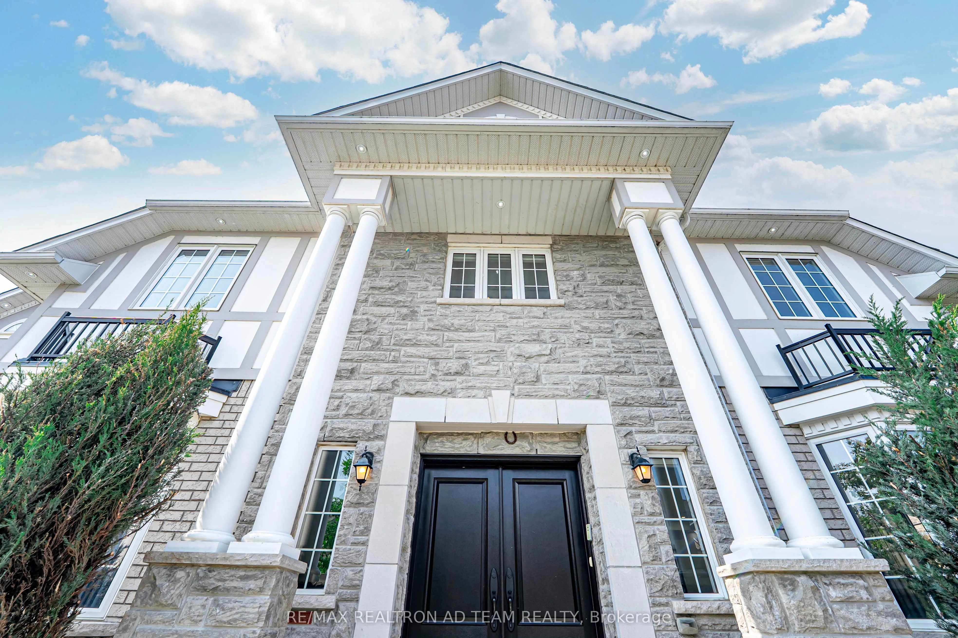 62 Mccourt Drive