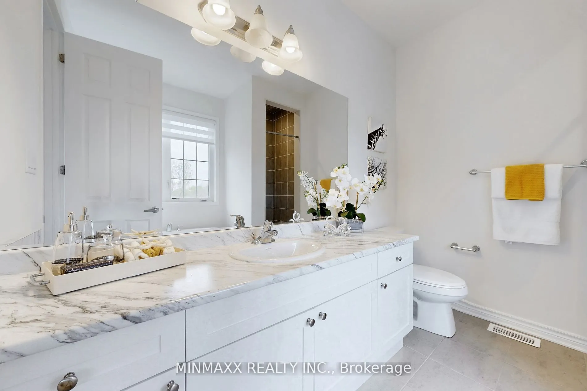 3050 Hollyberry Trail