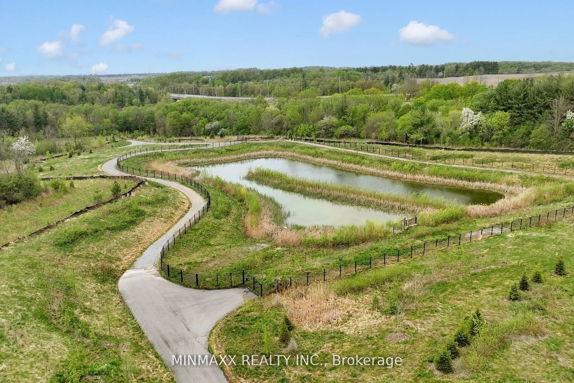 3050 Hollyberry Trail