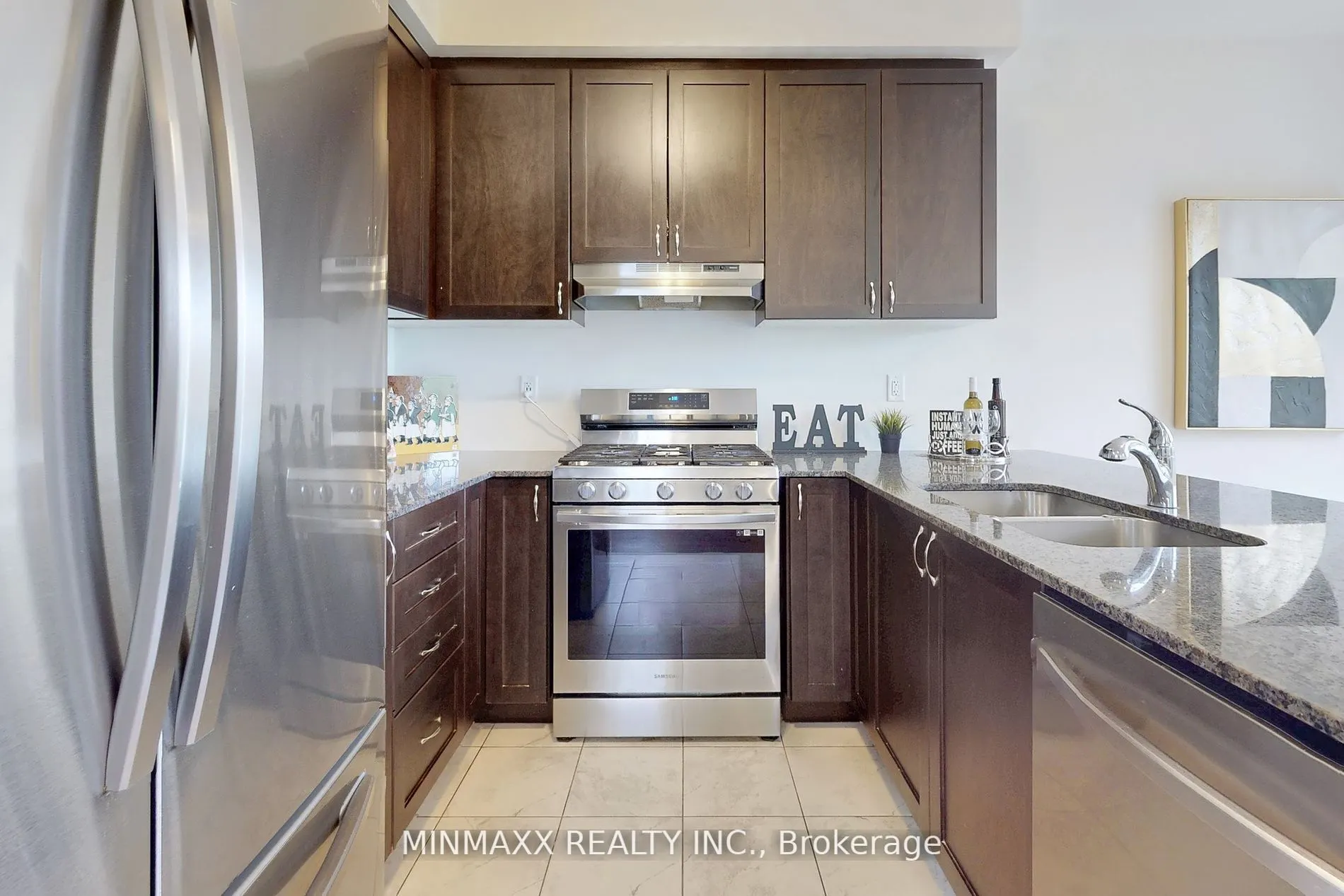 3050 Hollyberry Trail