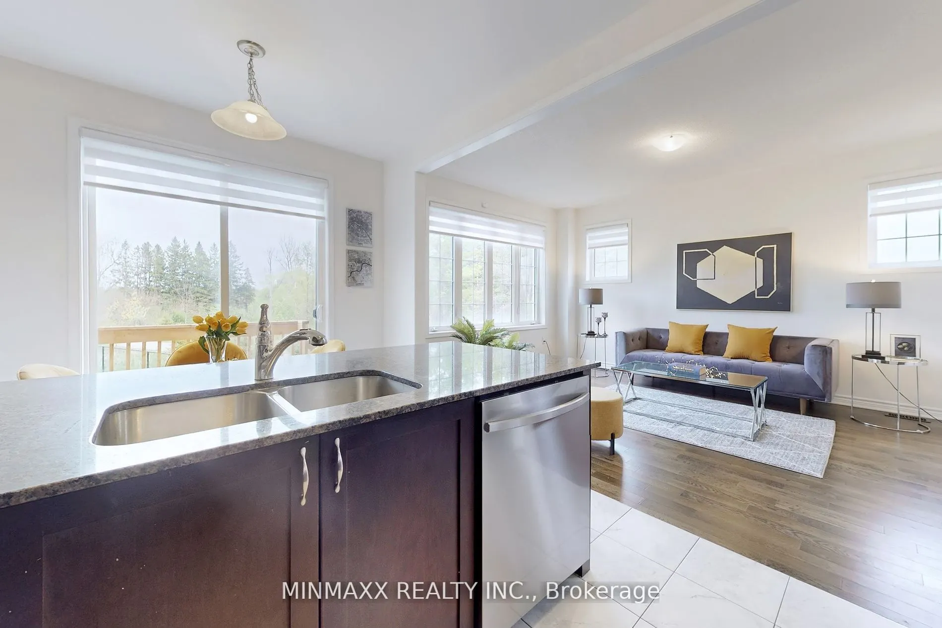 3050 Hollyberry Trail