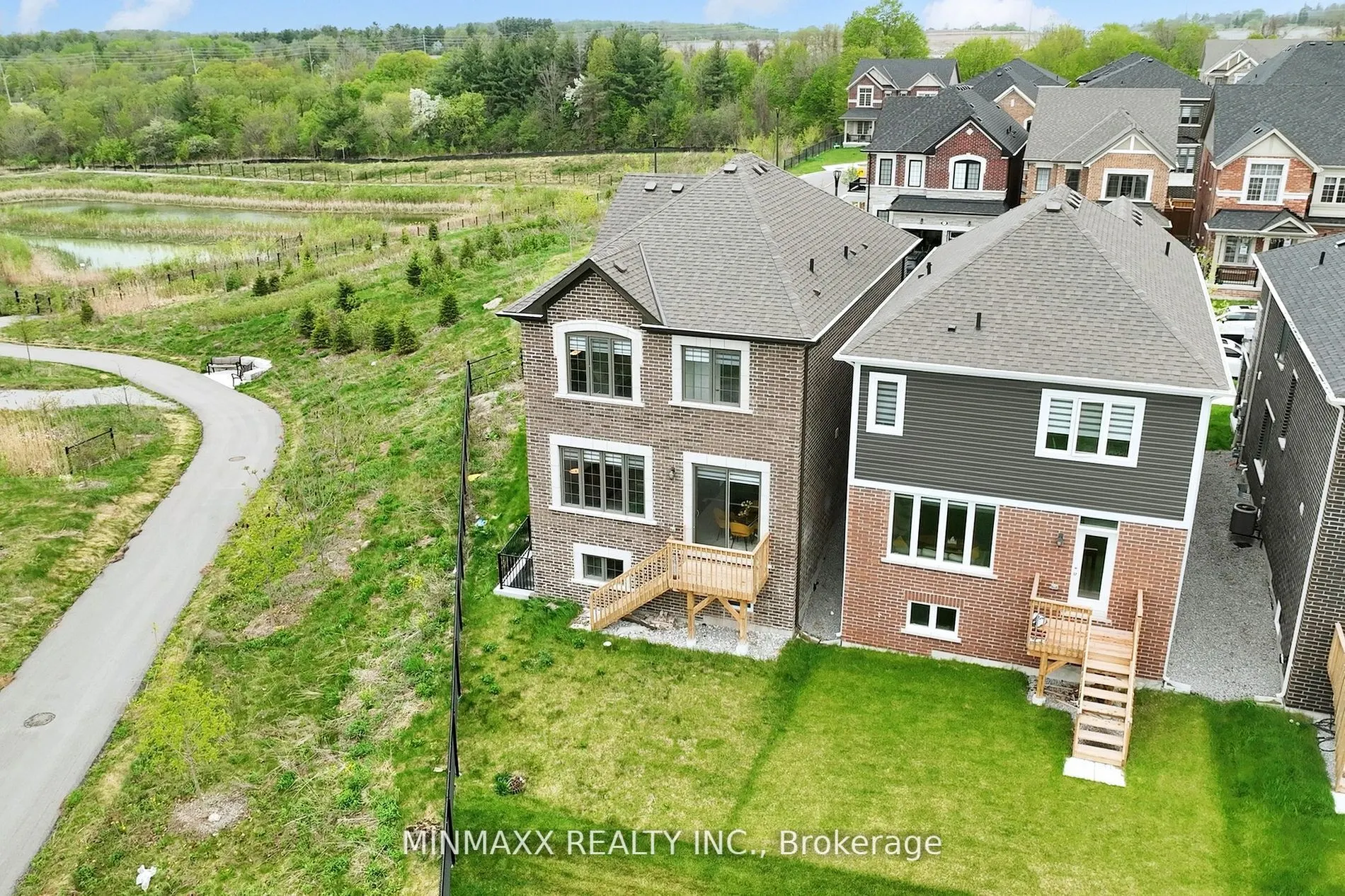 3050 Hollyberry Trail