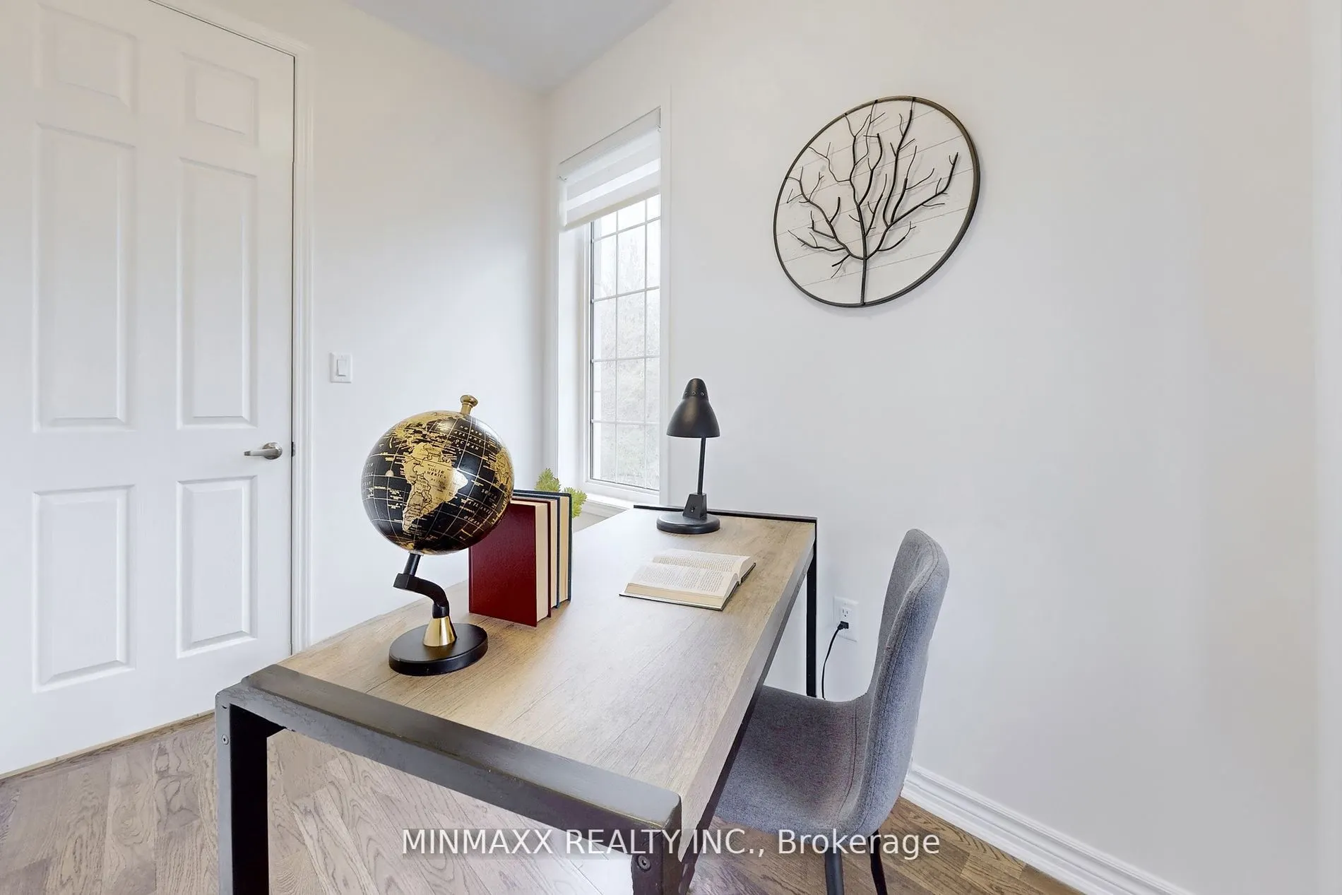 3050 Hollyberry Trail