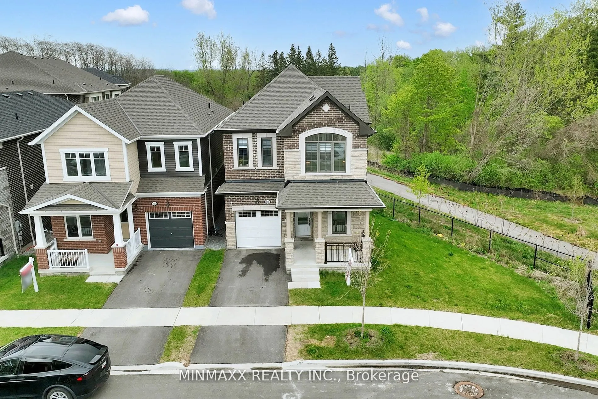 3050 Hollyberry Trail