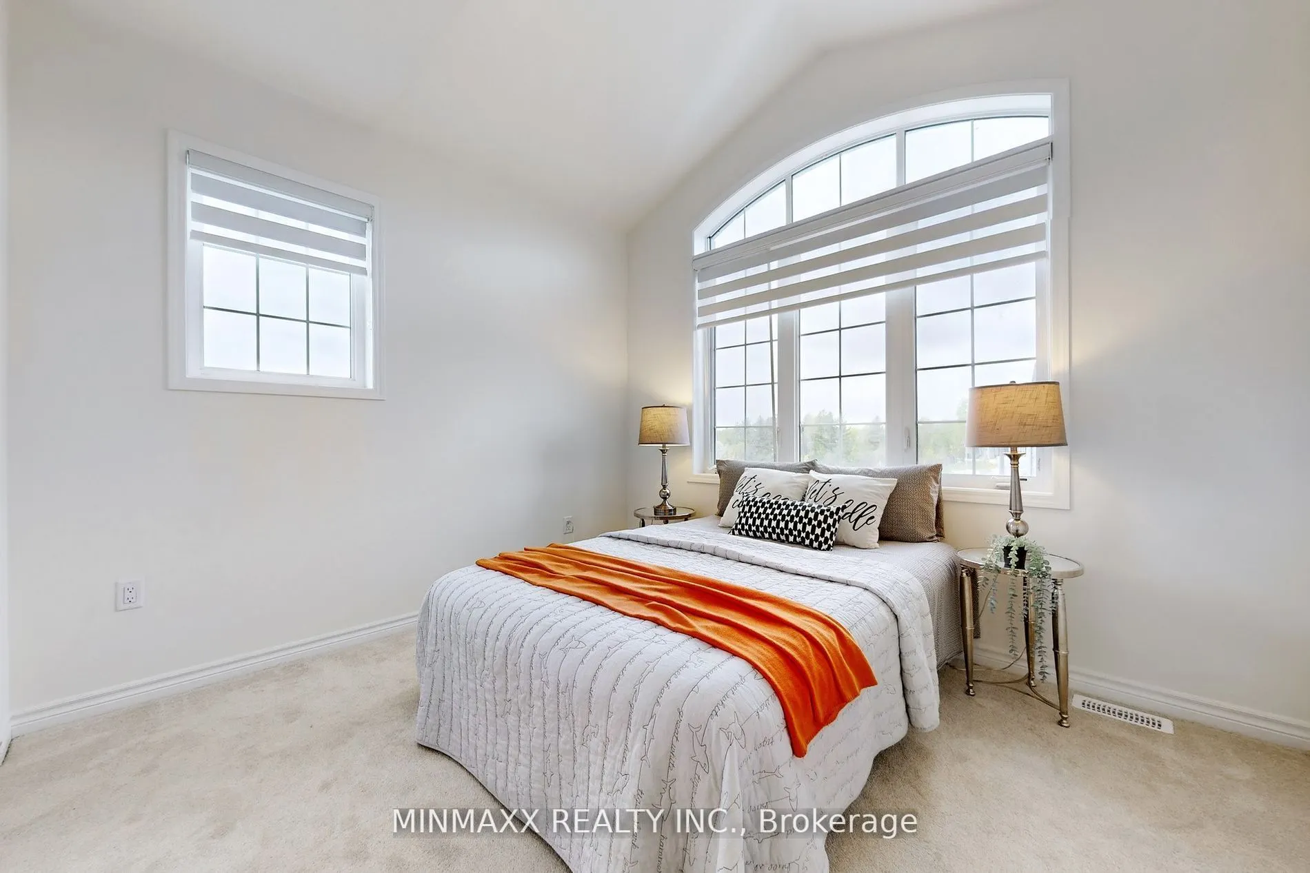 3050 Hollyberry Trail