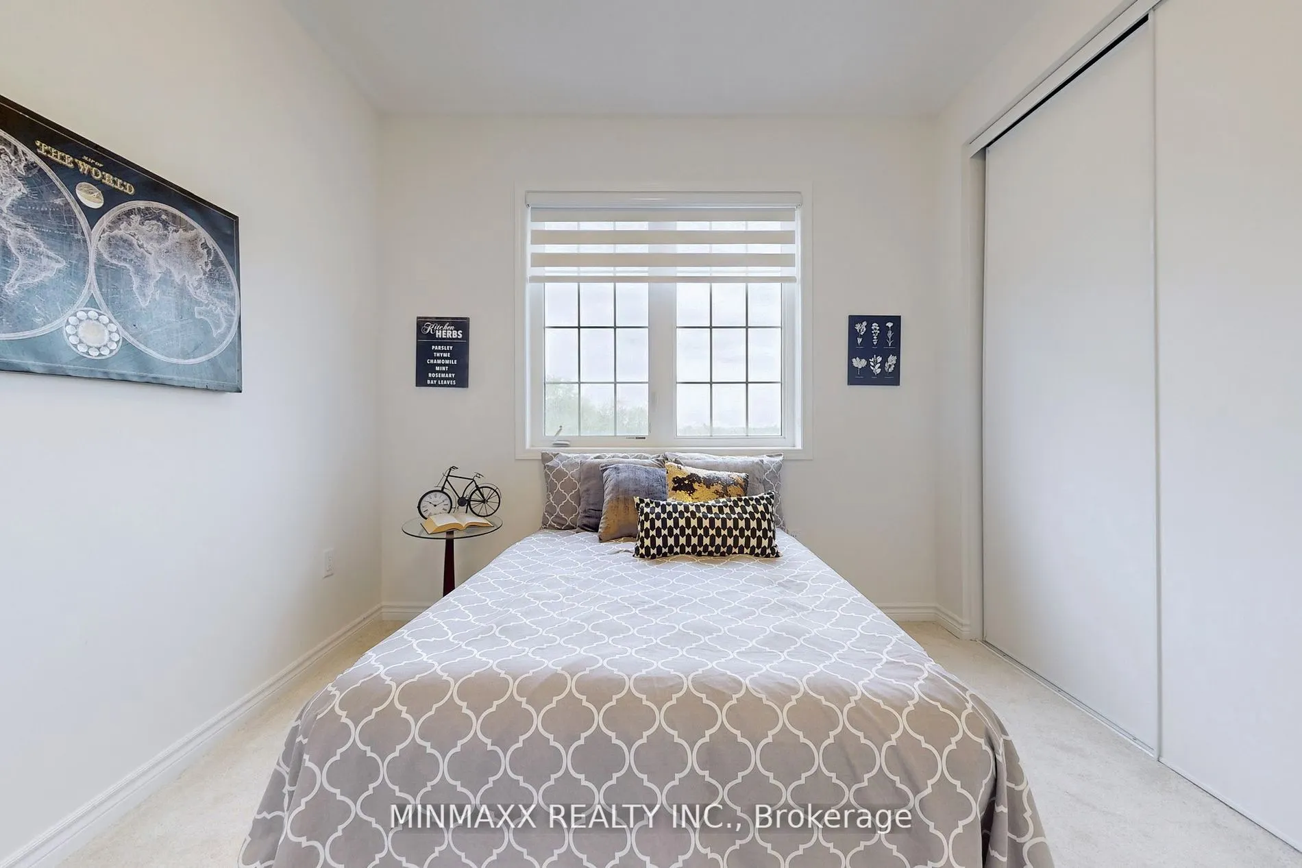 3050 Hollyberry Trail