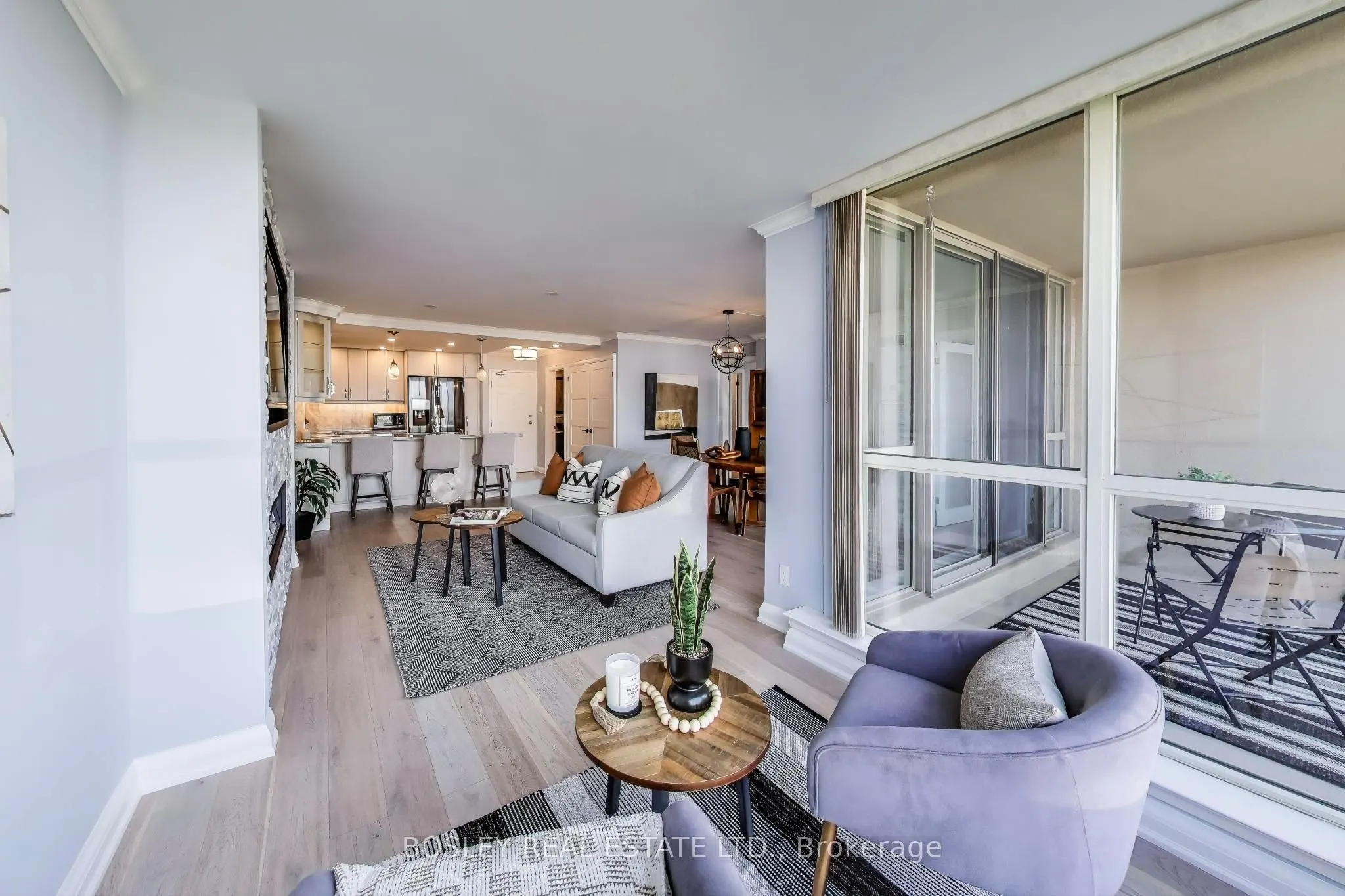 1880 Valley Farm Road, #926