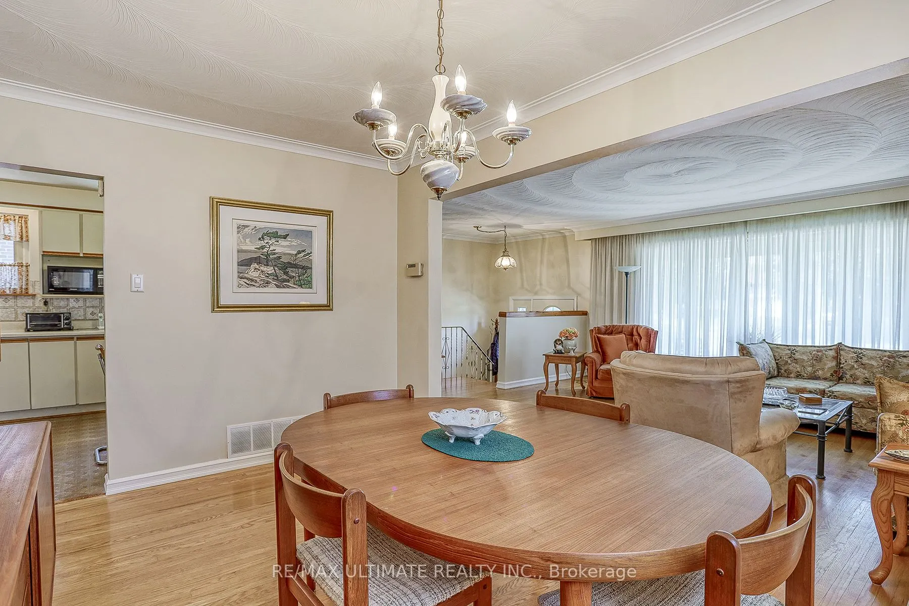 35 Chipper Crescent