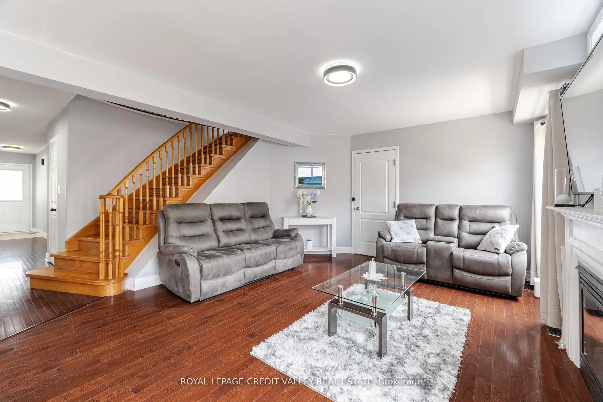 12 Greenhalf Drive