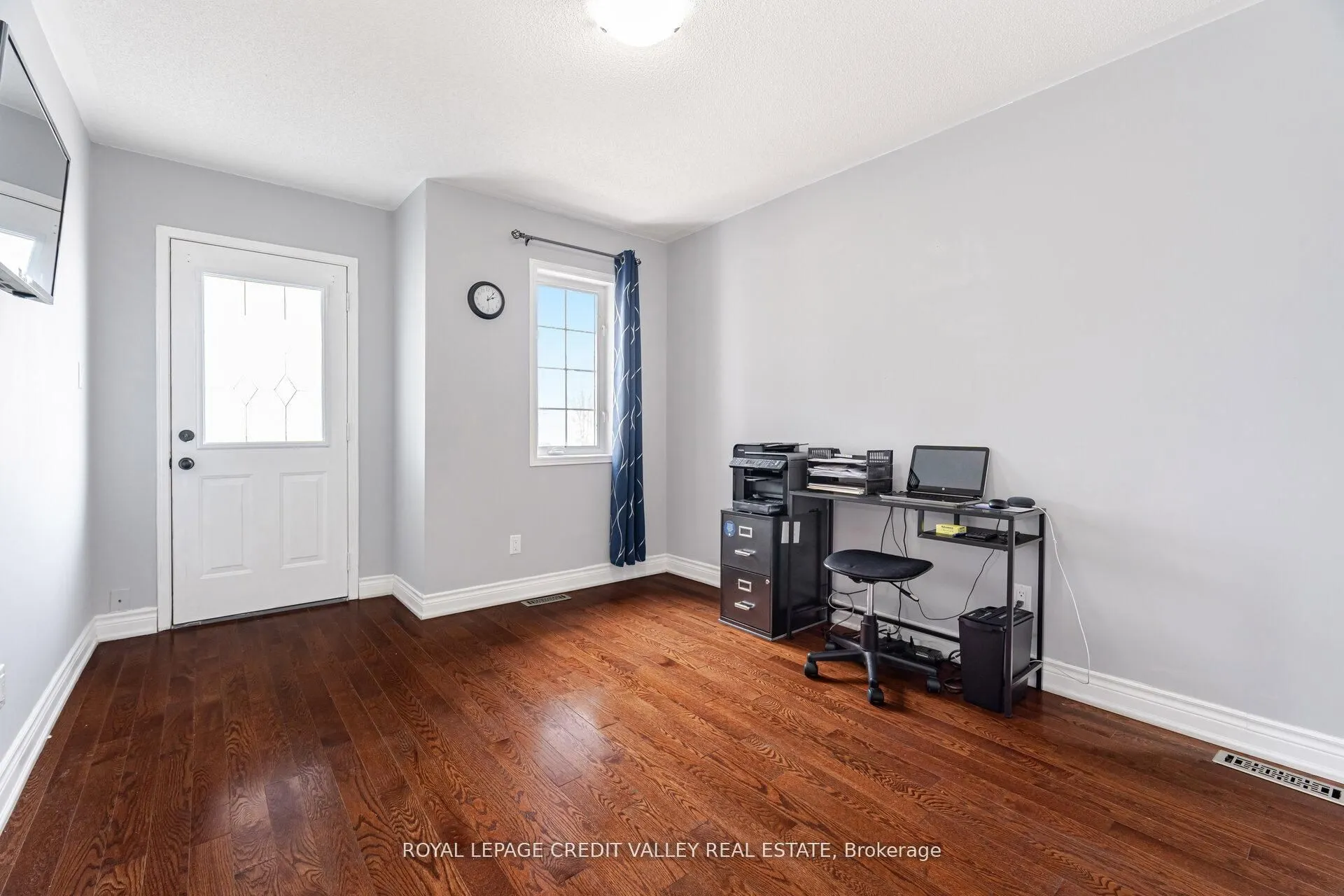 12 Greenhalf Drive