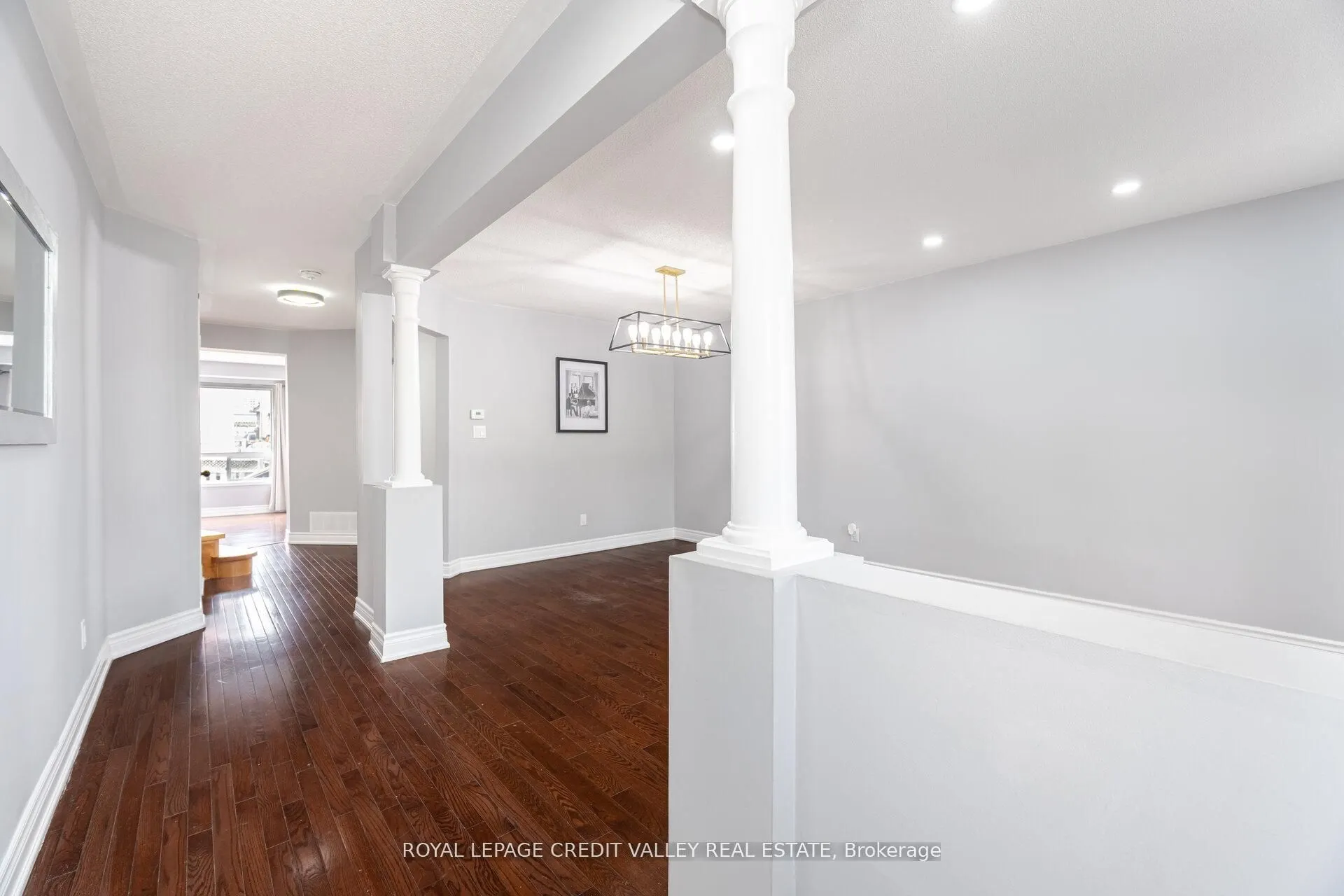 12 Greenhalf Drive
