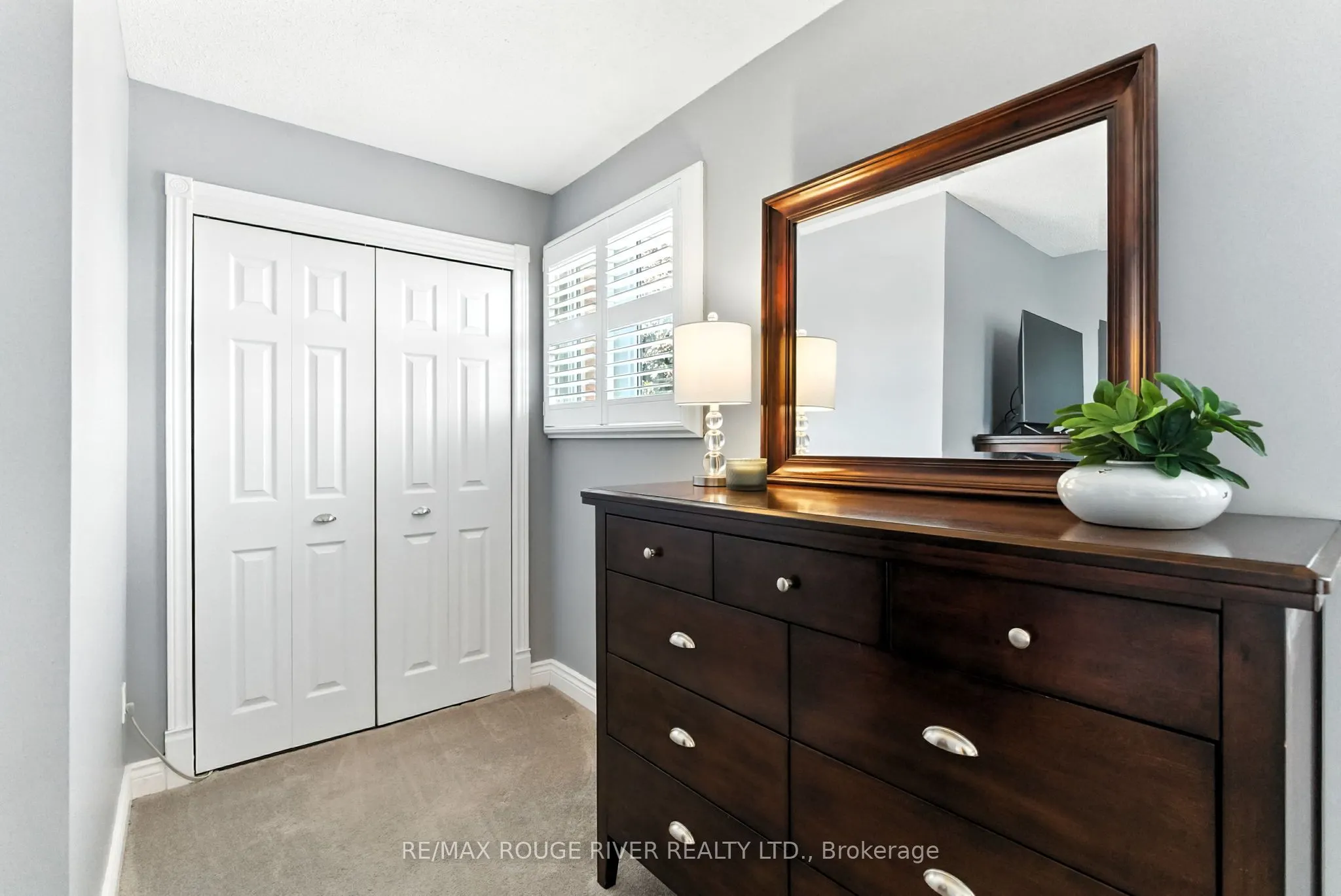 12 Limestone Crescent