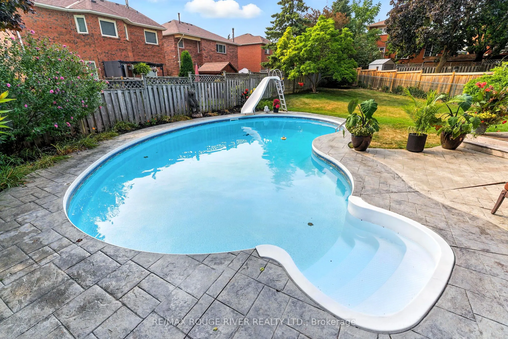 12 Limestone Crescent