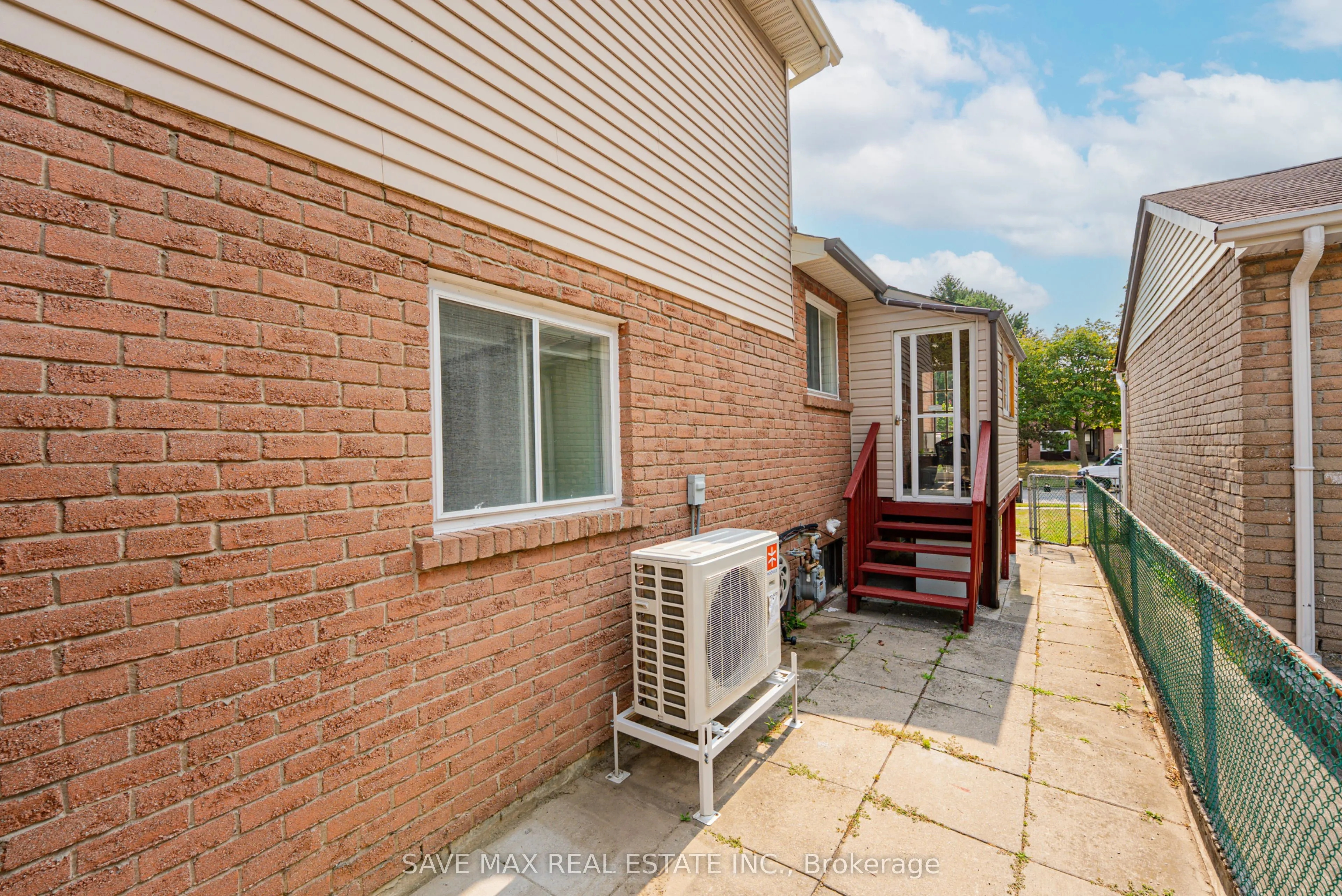 26 Fawcett Trail