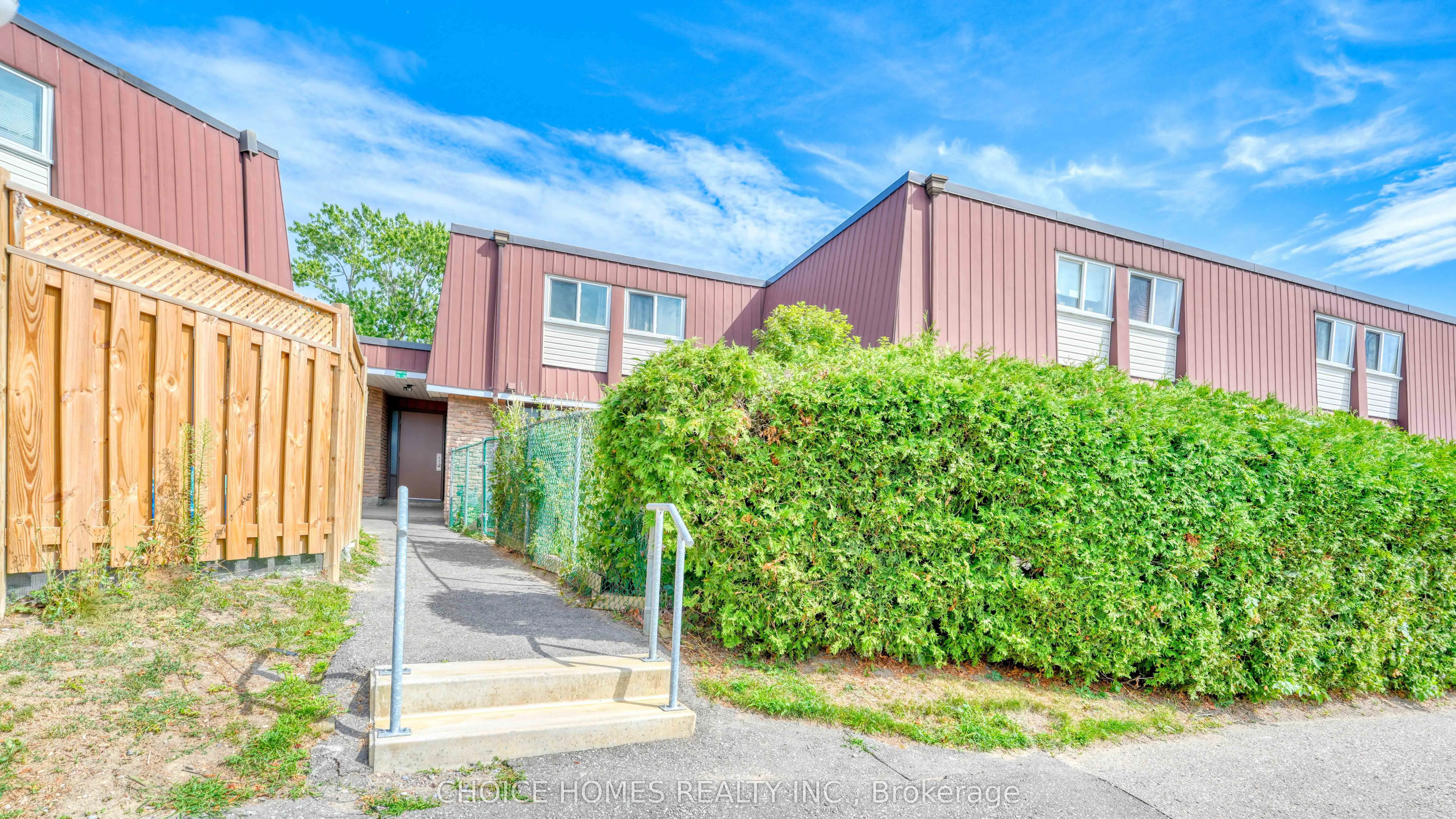 1333 Mary Street N, #75