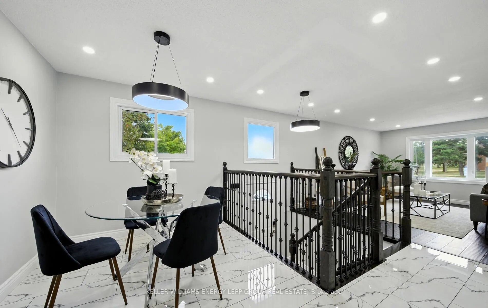 246 Lakeview Park Avenue