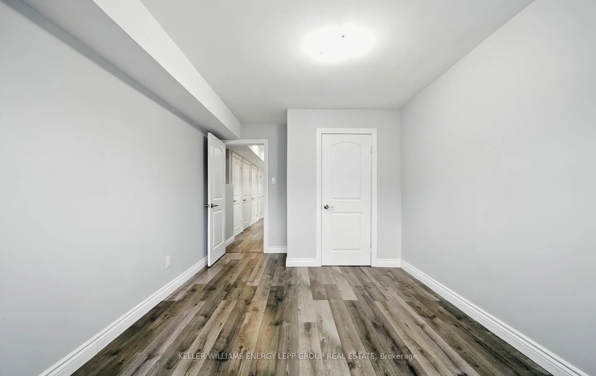 246 Lakeview Park Avenue