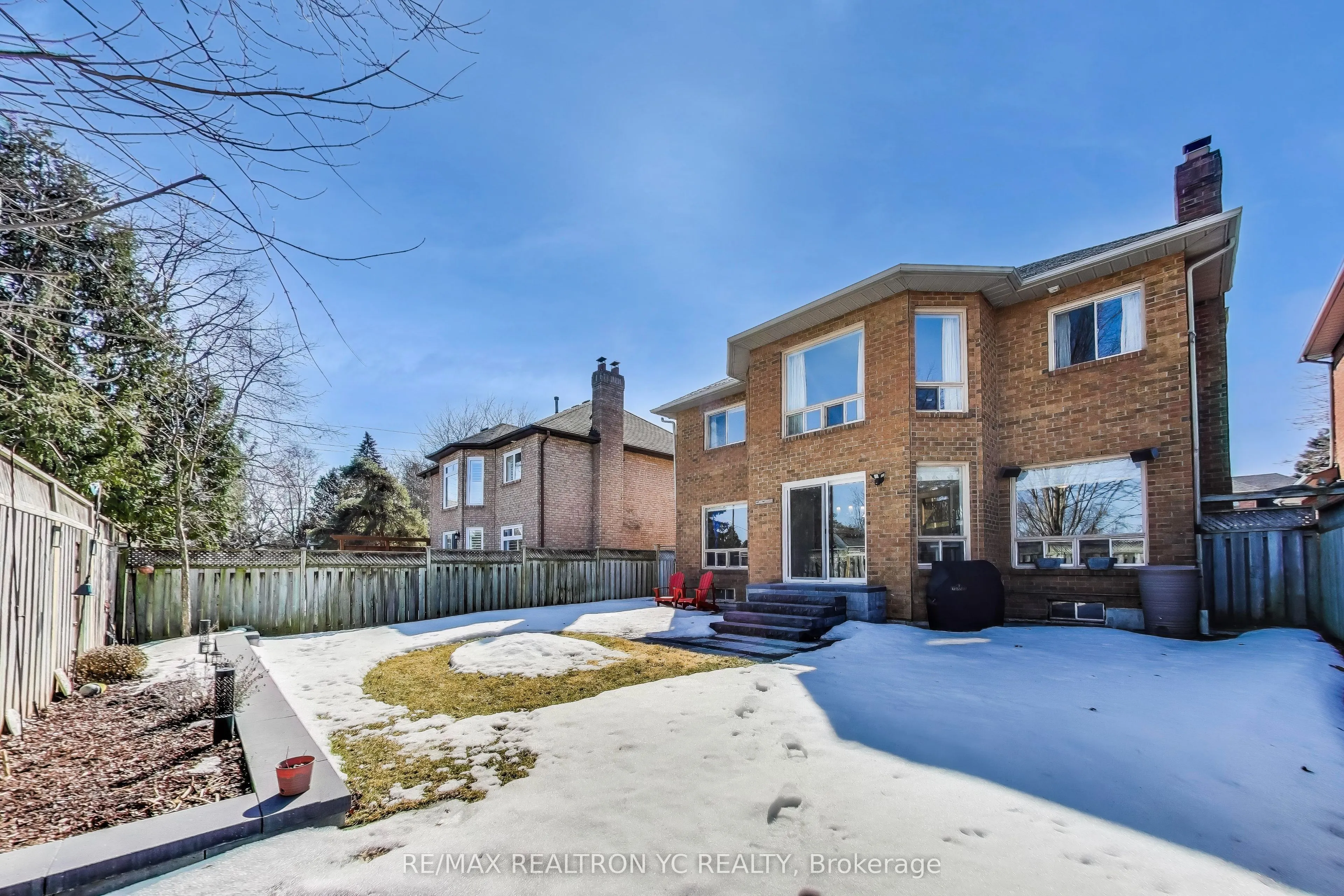 896 Darwin Drive