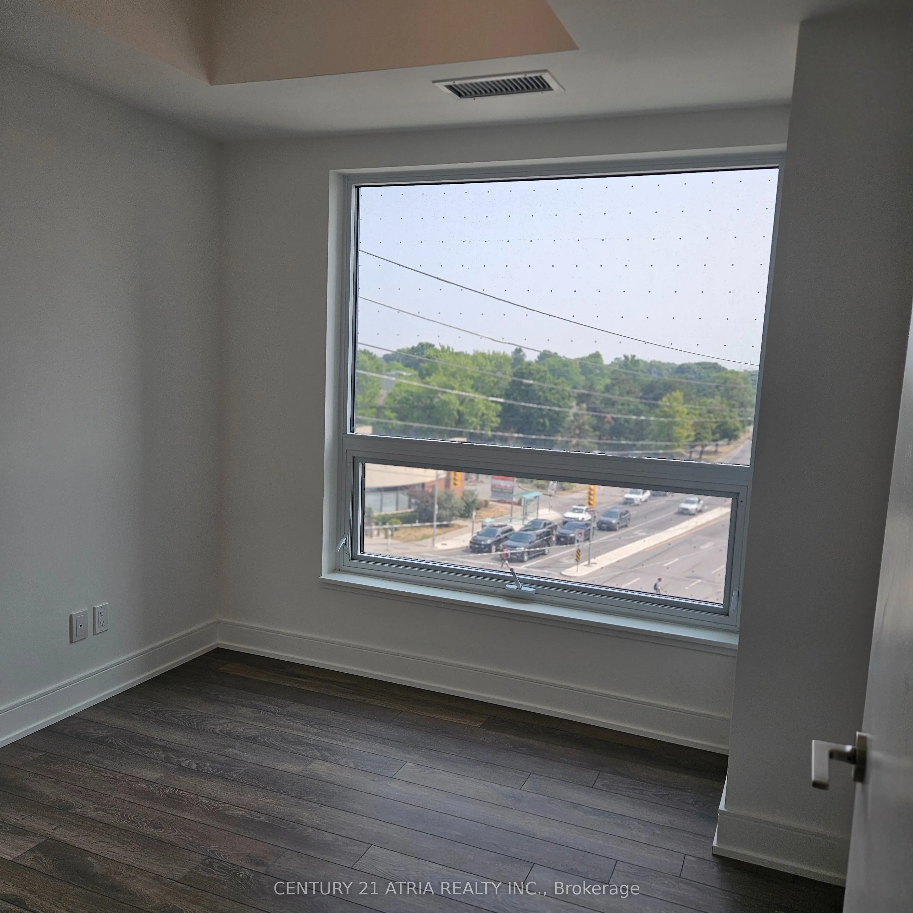 1350 Ellesmere Road, #513